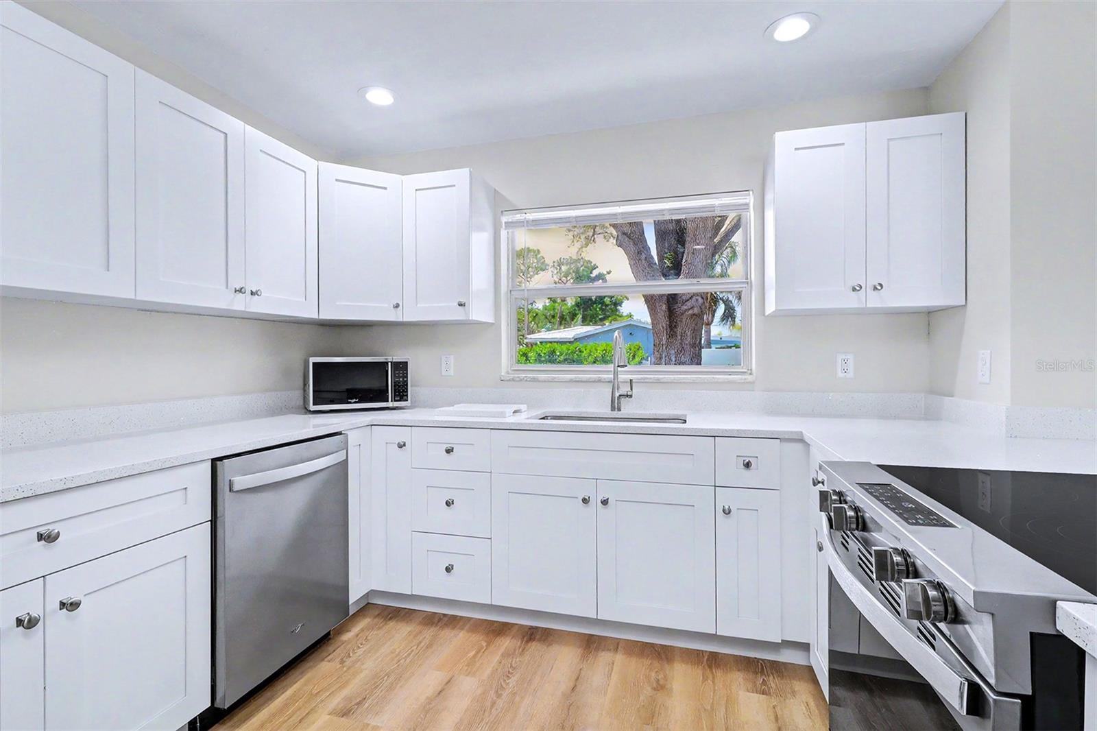 7901 3RD ST N, ST PETERSBURG, FL, 33702