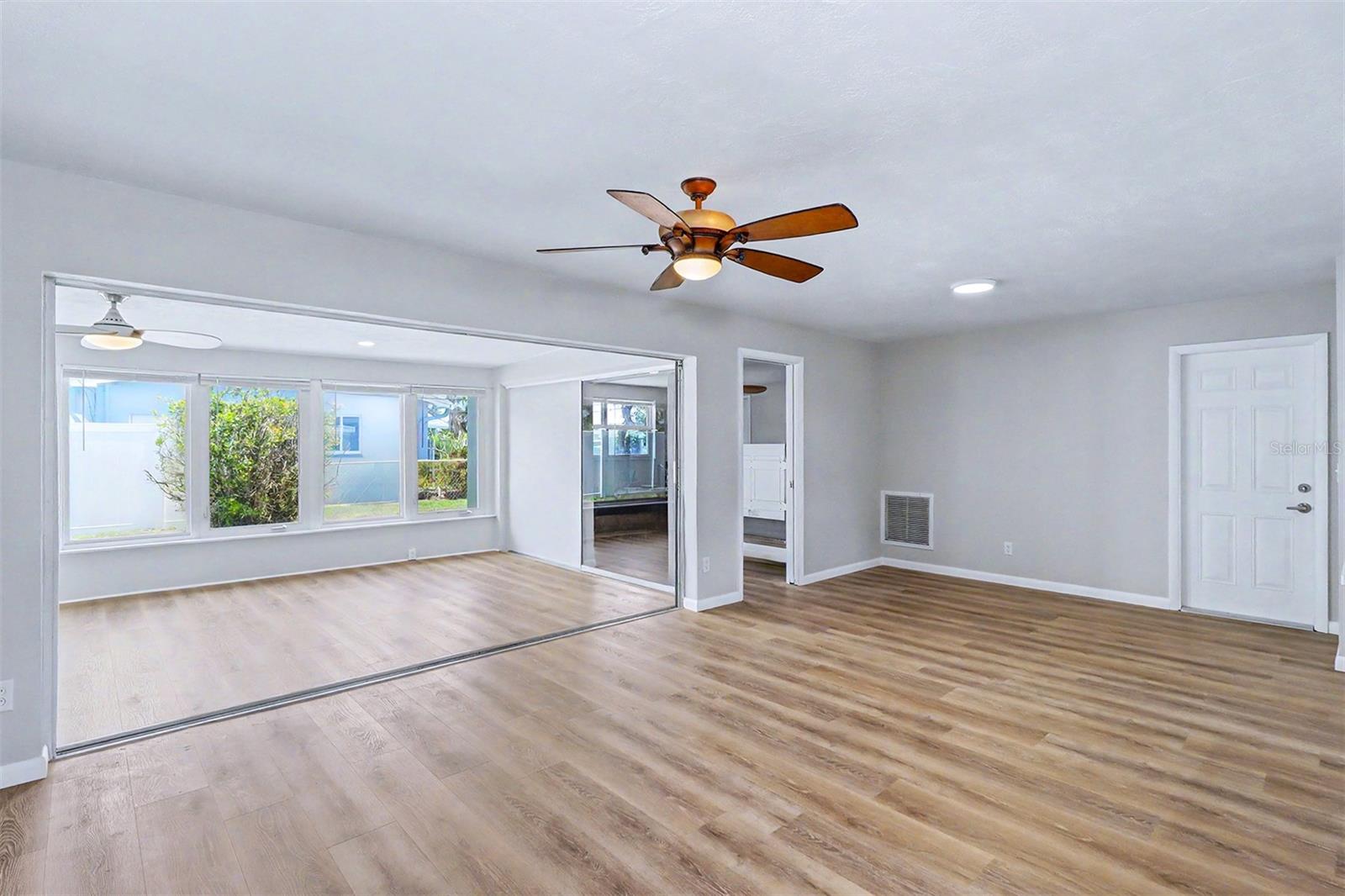 7901 3RD ST N, ST PETERSBURG, FL, 33702