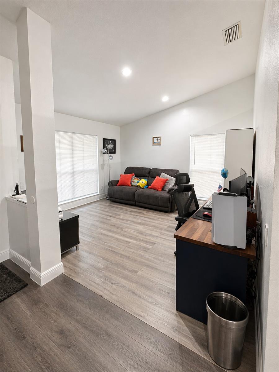 1208 TIGER WOOD CT, VALRICO, FL, 33596