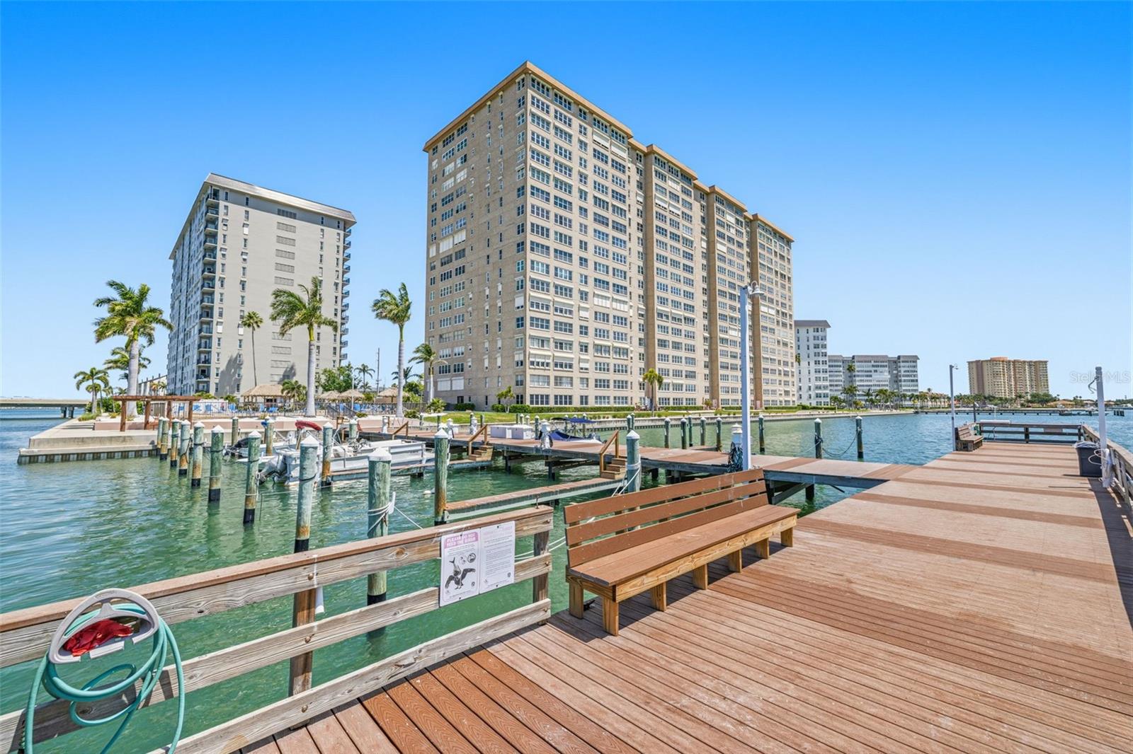 5220 BRITTANY DR S #901, ST PETERSBURG, FL, 33715