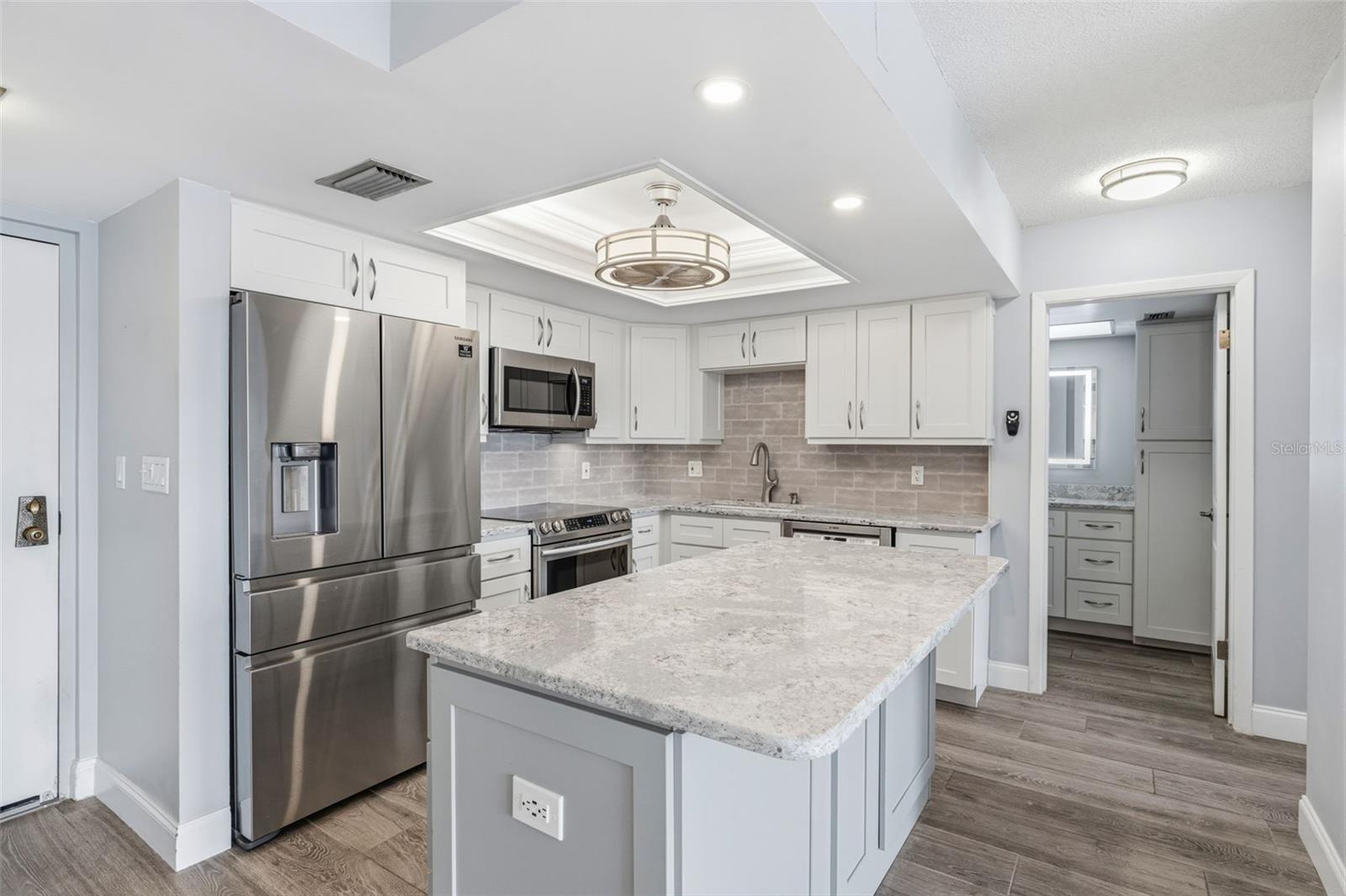 5220 BRITTANY DR S #901, ST PETERSBURG, FL, 33715