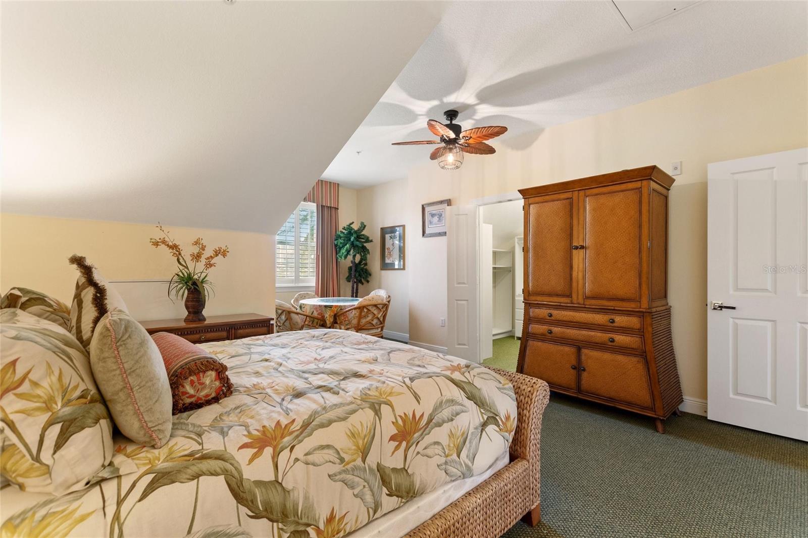 1593 HERITAGE CROSSING CT #G, REUNION, FL, 34747