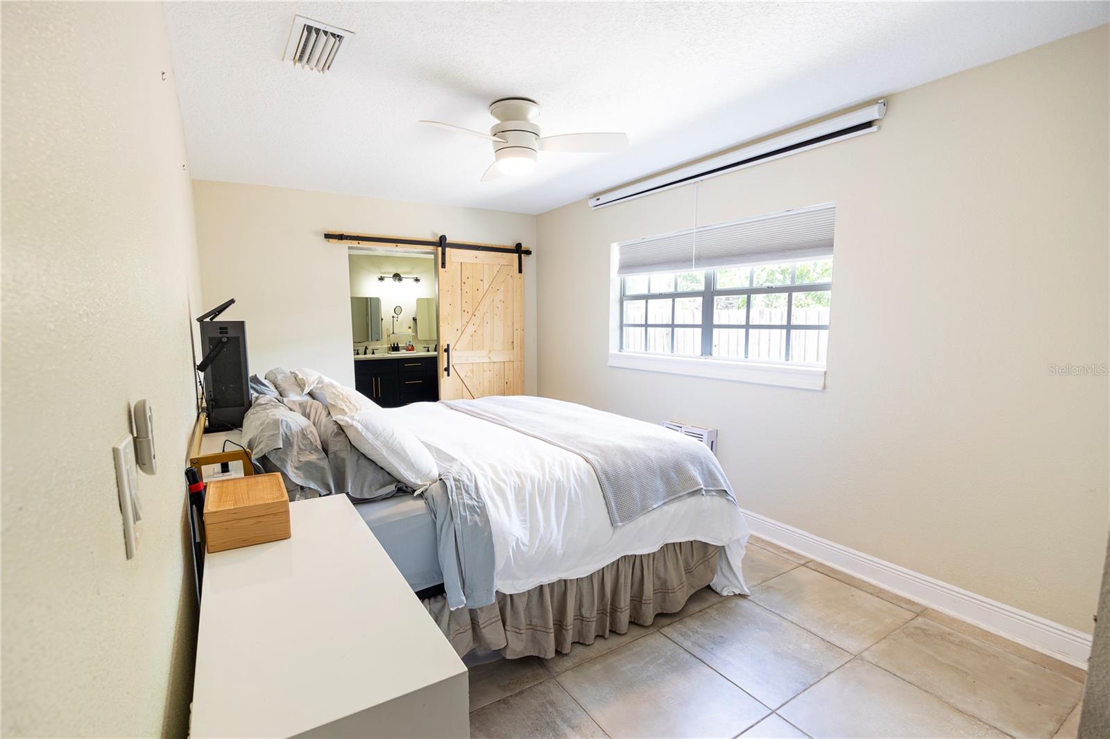 10904 N 15TH ST, TAMPA, FL, 33612