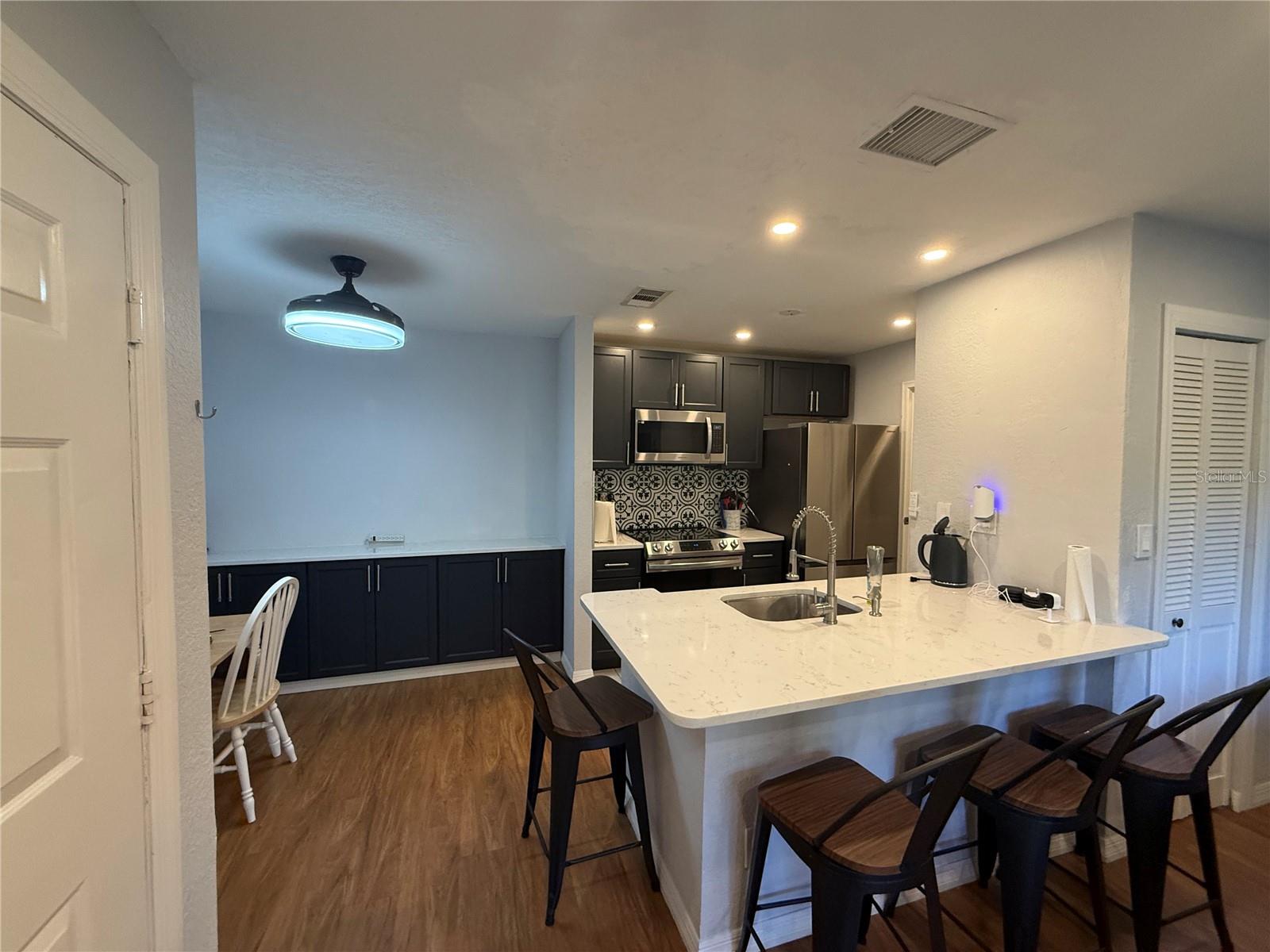 1400 GANDY BLVD N #703, ST PETERSBURG, FL, 33702