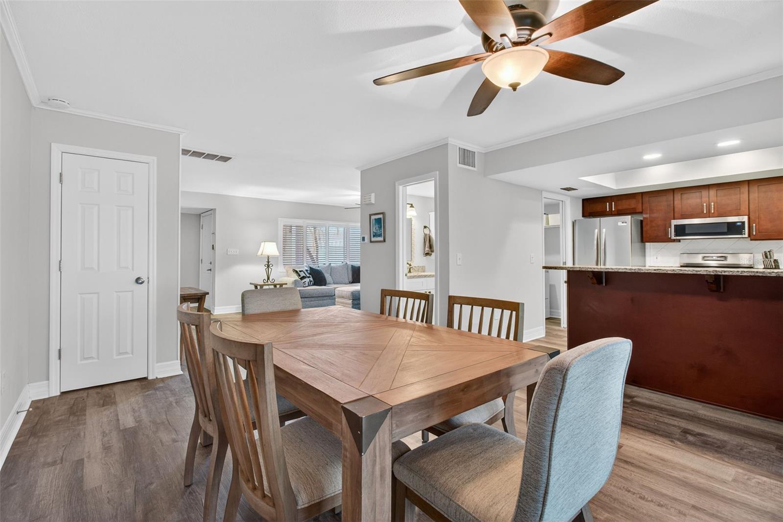 6660 CAPE HATTERAS WAY NE #2, ST PETERSBURG, FL, 33702