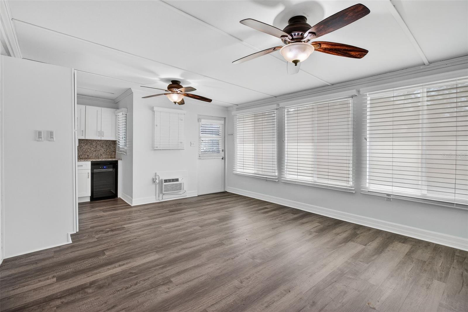 6660 CAPE HATTERAS WAY NE #2, ST PETERSBURG, FL, 33702