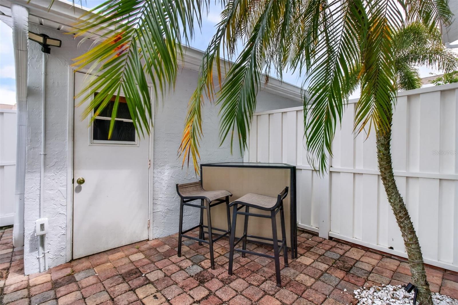 6660 CAPE HATTERAS WAY NE #2, ST PETERSBURG, FL, 33702