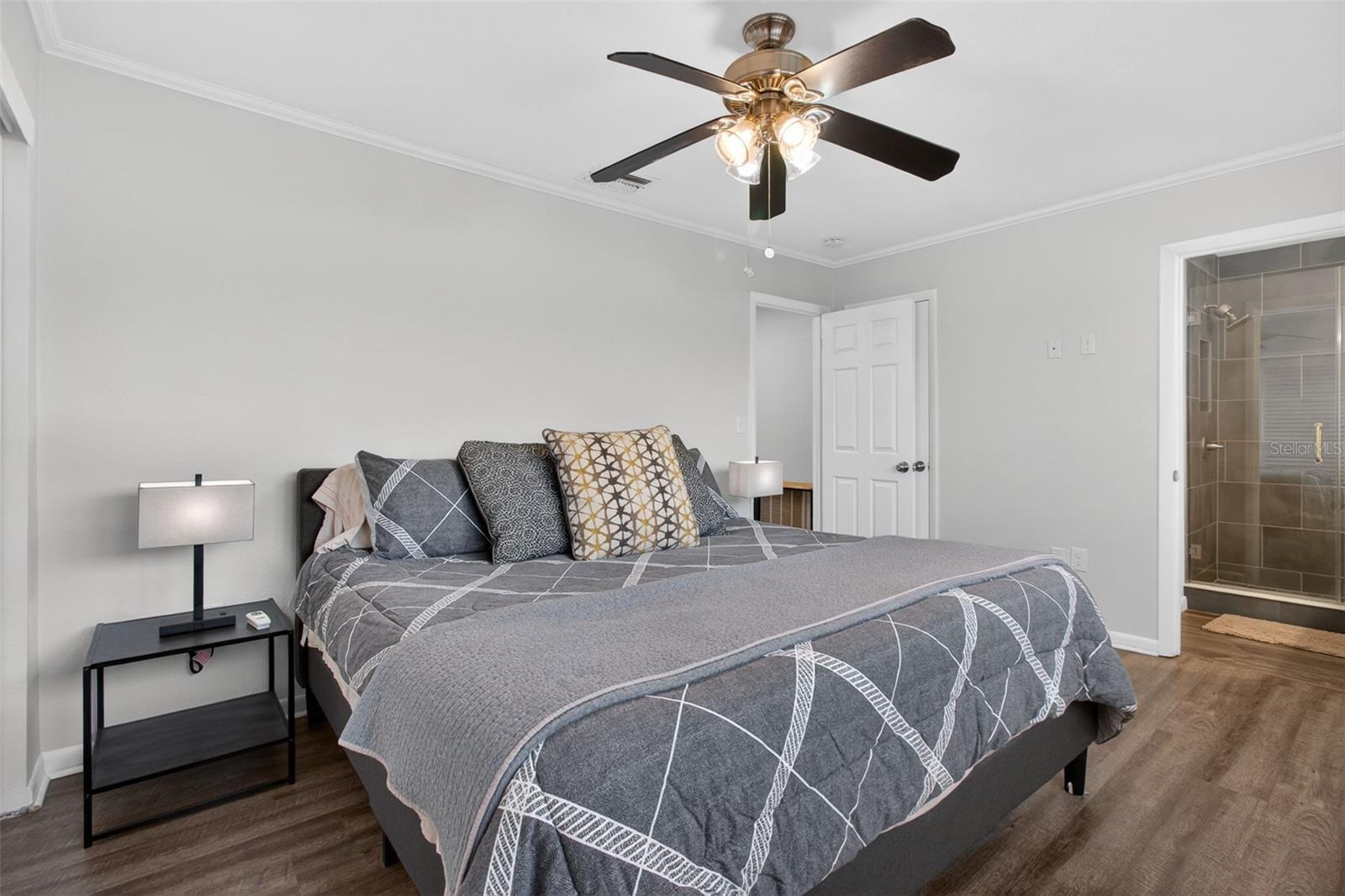 6660 CAPE HATTERAS WAY NE #2, ST PETERSBURG, FL, 33702