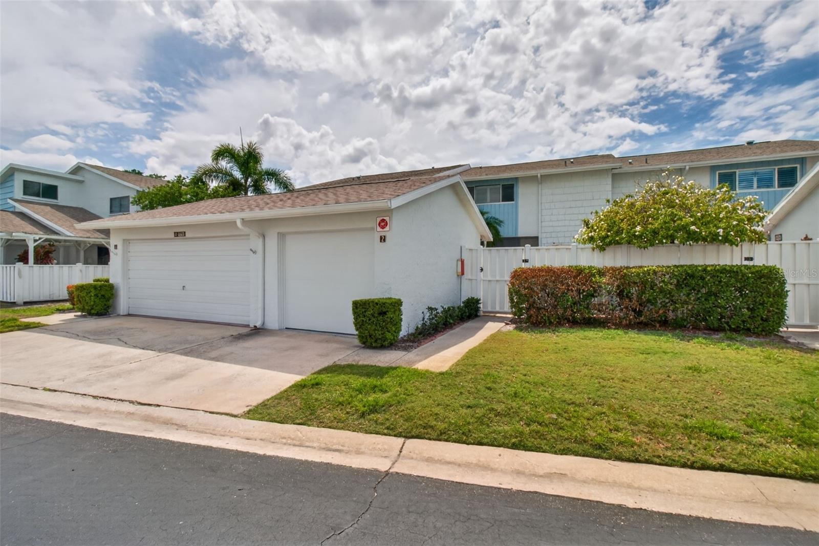 6660 CAPE HATTERAS WAY NE #2, ST PETERSBURG, FL, 33702