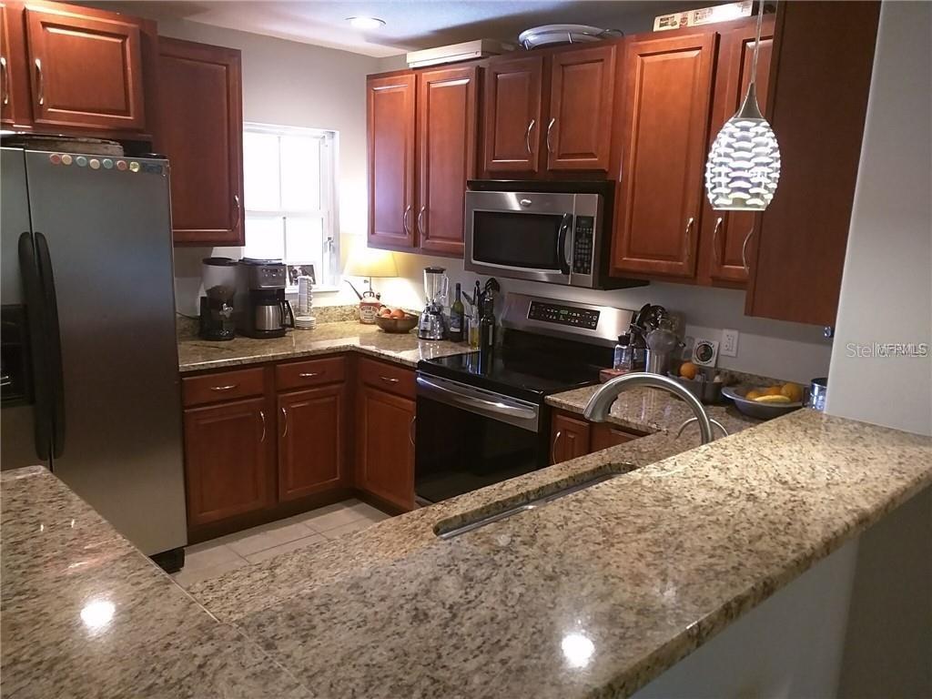 8858 WHITE SAGE LOOP, LAKEWOOD RANCH, FL, 34202