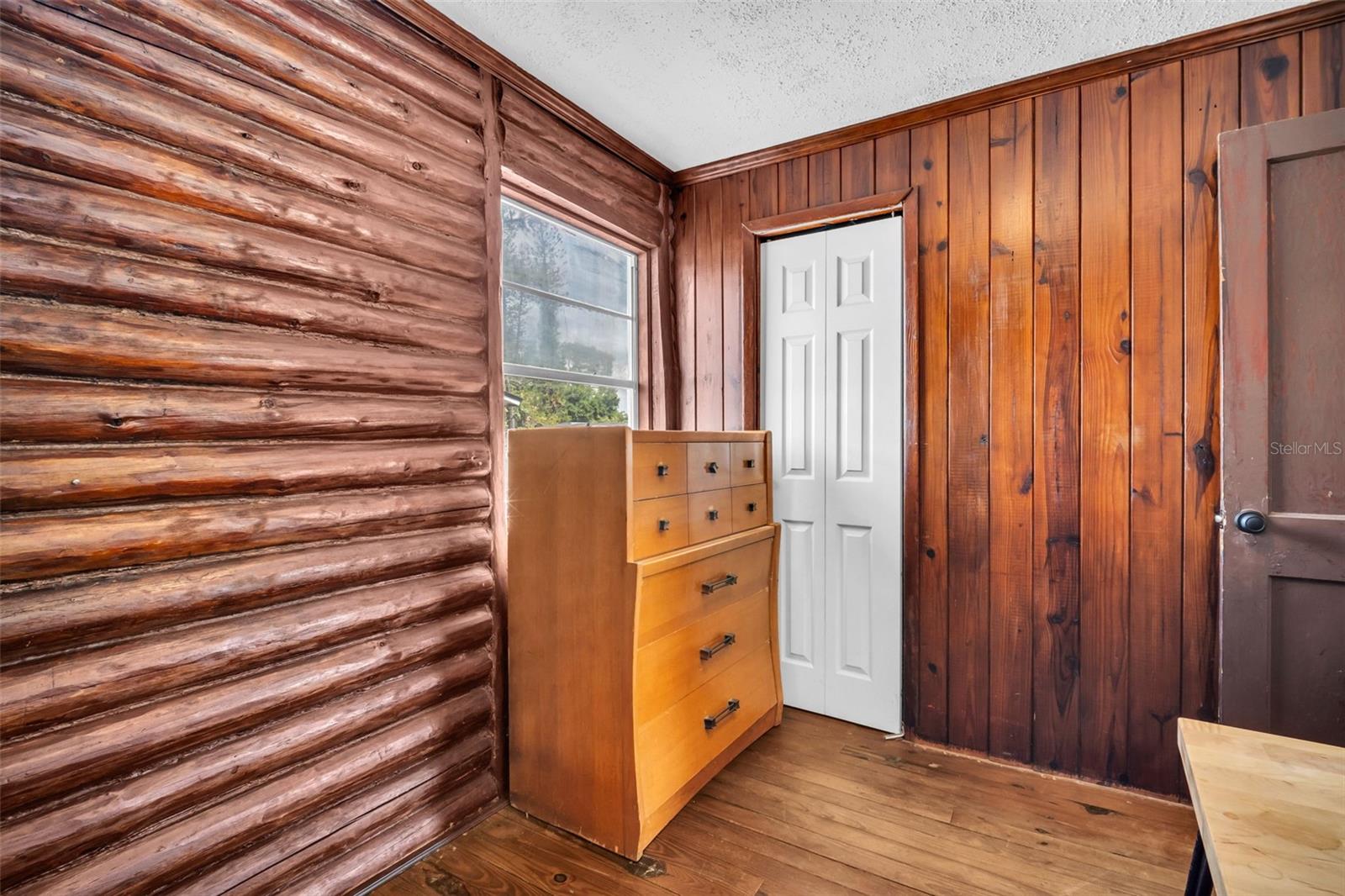 2600 26TH AVE N, ST PETERSBURG, FL, 33713