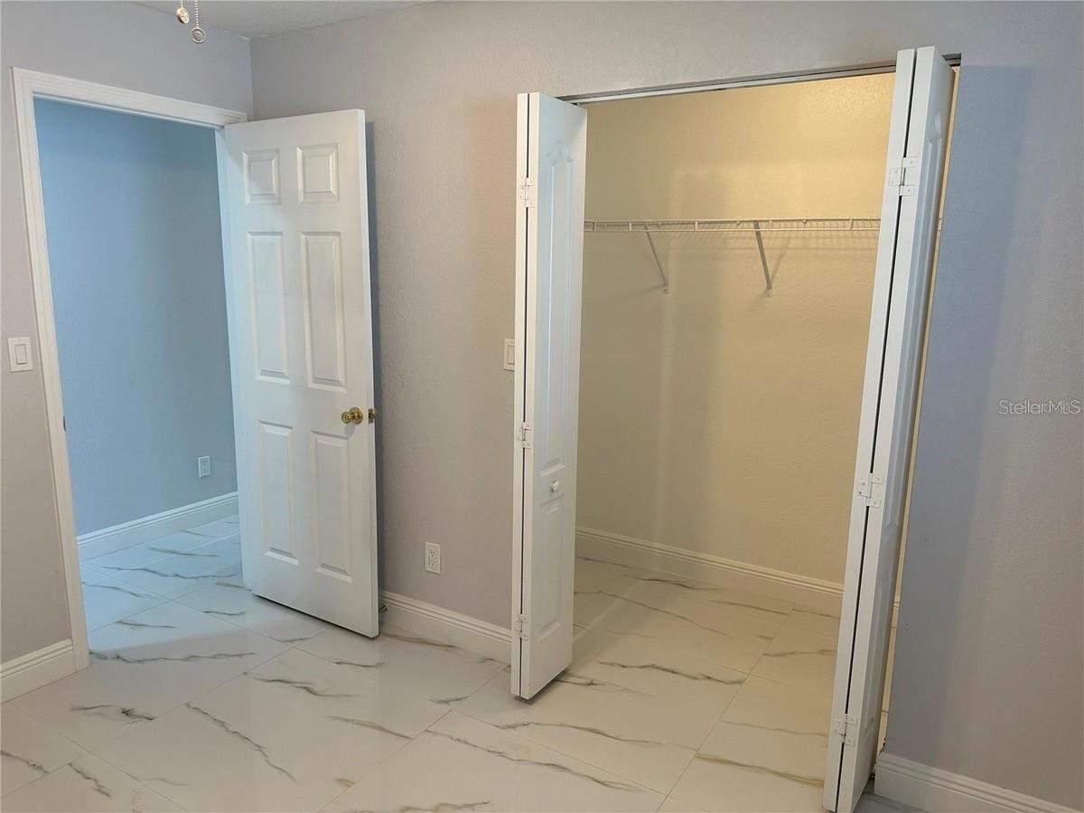 7813 LAKESHORE DR #A, TAMPA, FL, 33604