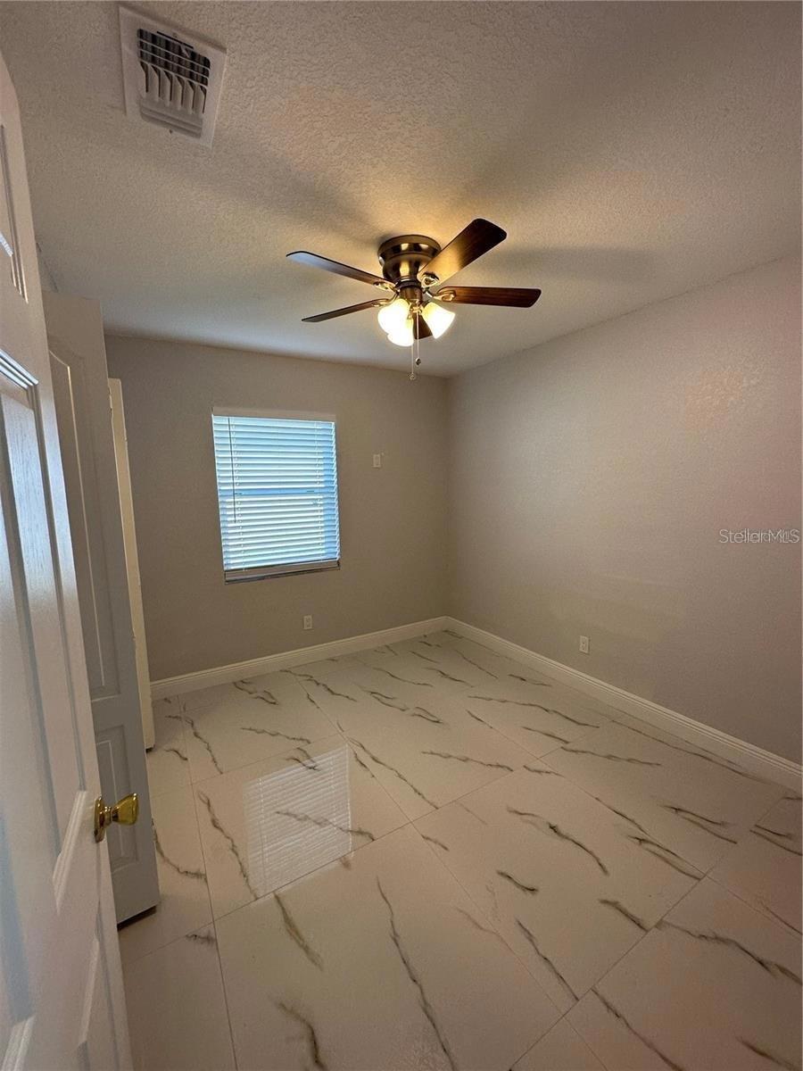 7813 LAKESHORE DR #A, TAMPA, FL, 33604