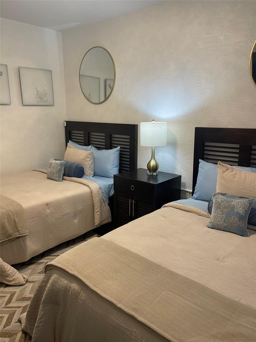 128 RIDGEWOOD AVE, DAYTONA BEACH, FL, 32117
