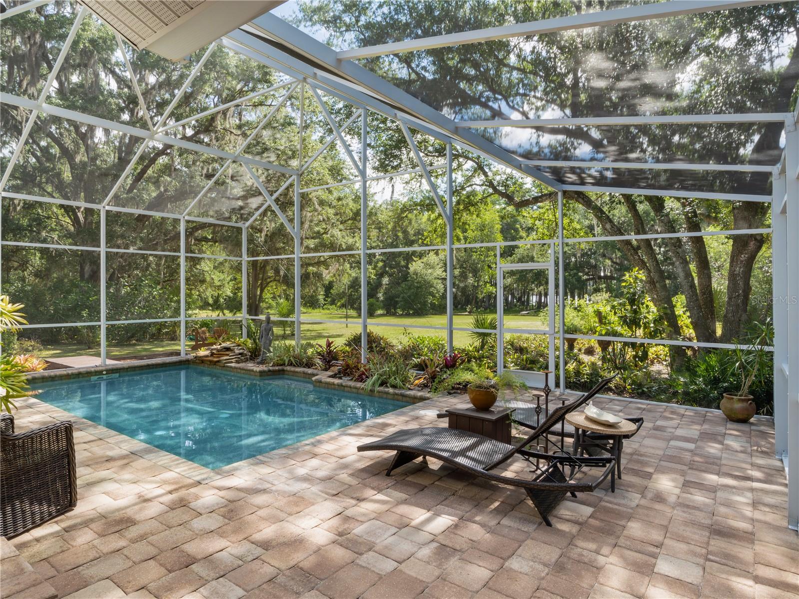 6043 LAKE ERIE RD, GROVELAND, FL, 34736