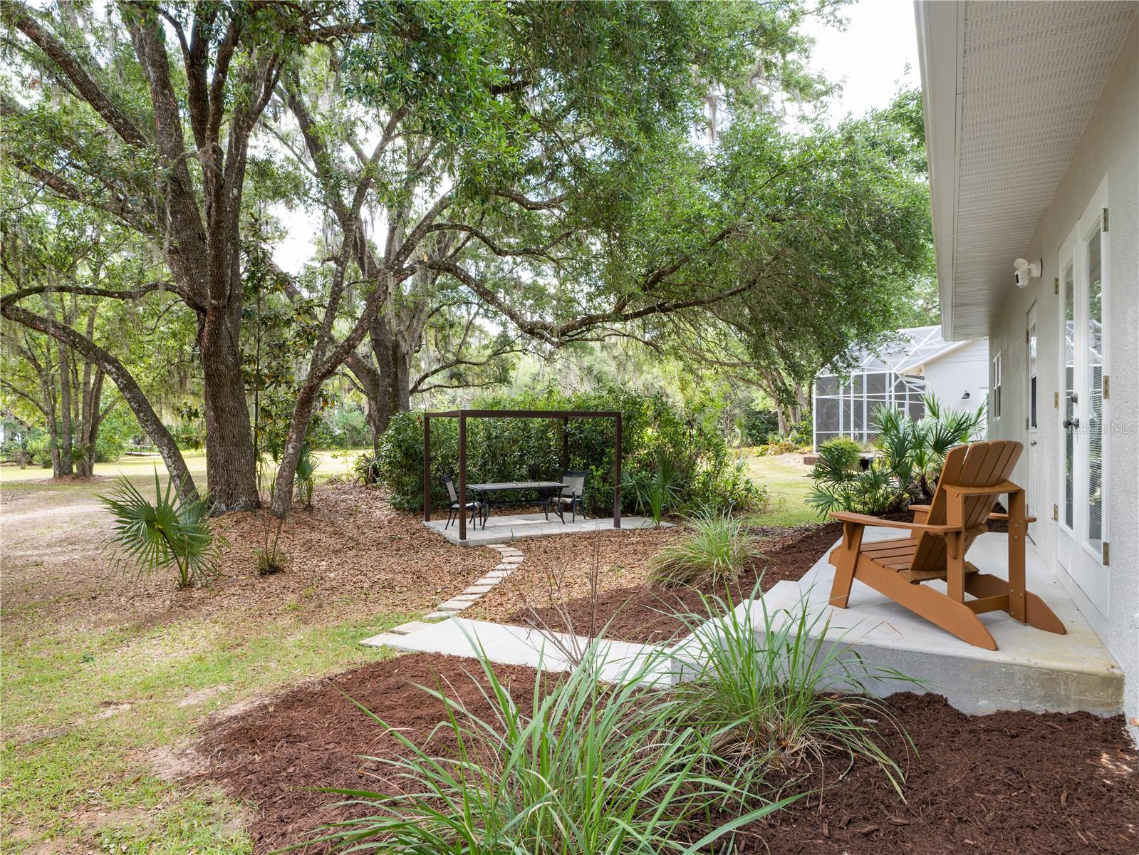 6043 LAKE ERIE RD, GROVELAND, FL, 34736