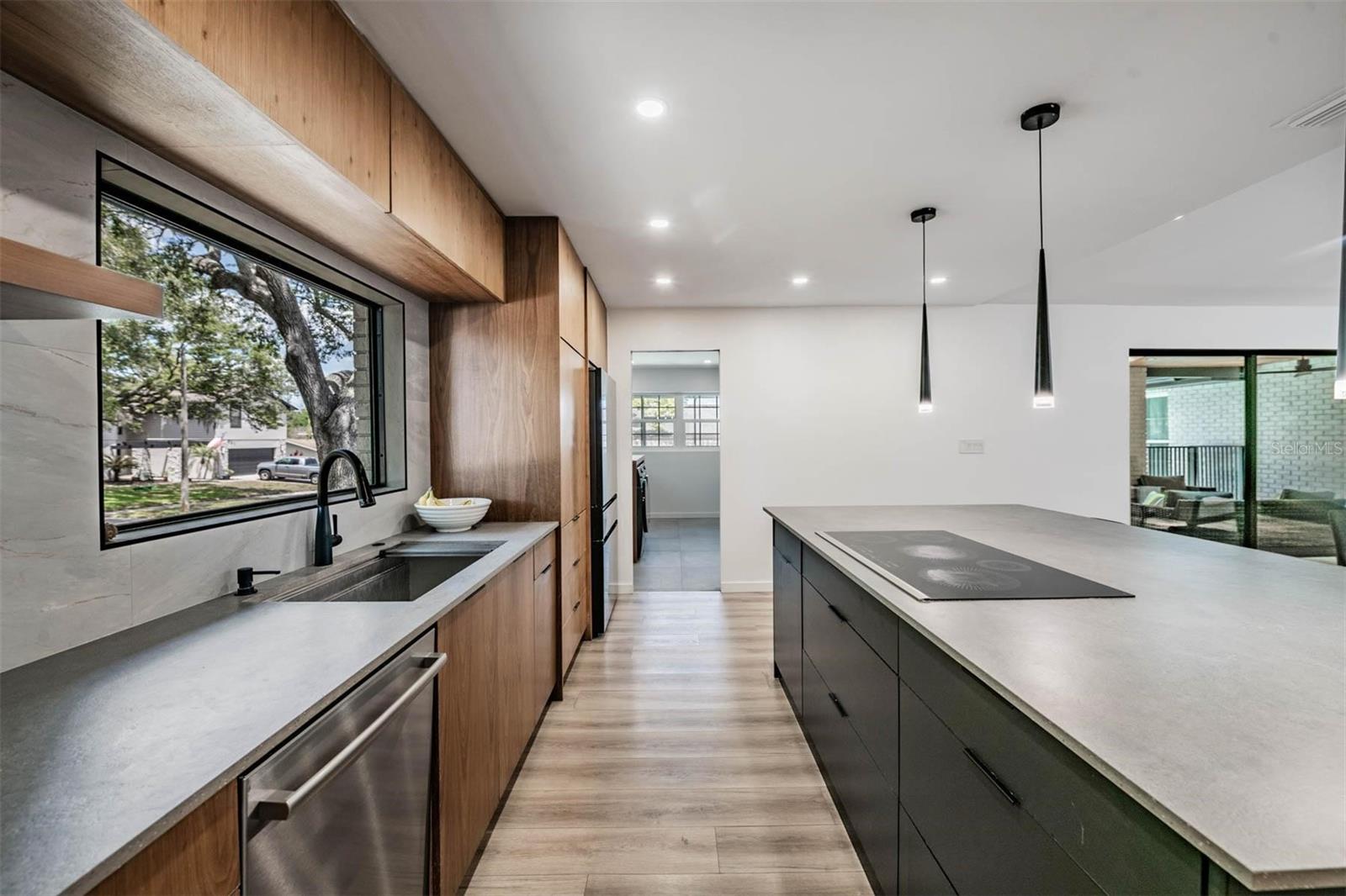 848 HILLSIDE DR, PALM HARBOR, FL, 34683