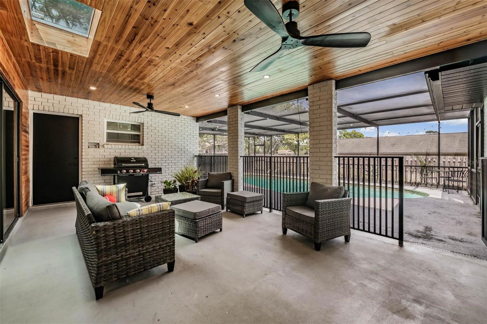 848 HILLSIDE DR, PALM HARBOR, FL, 34683