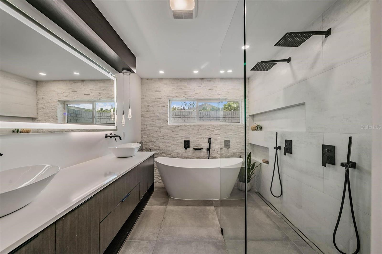 848 HILLSIDE DR, PALM HARBOR, FL, 34683