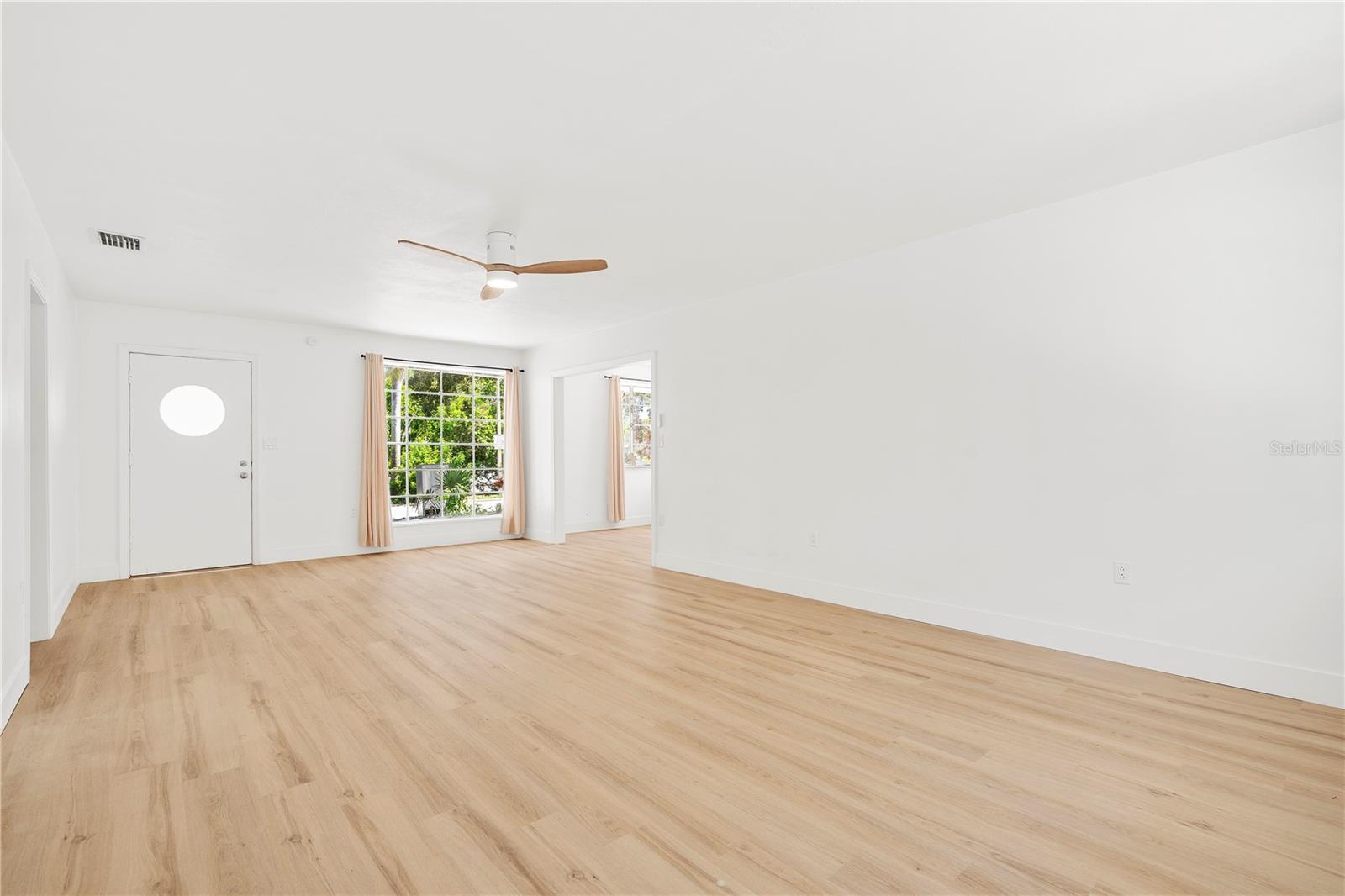 2002 VIRGINIA DR, BRADENTON, FL, 34205