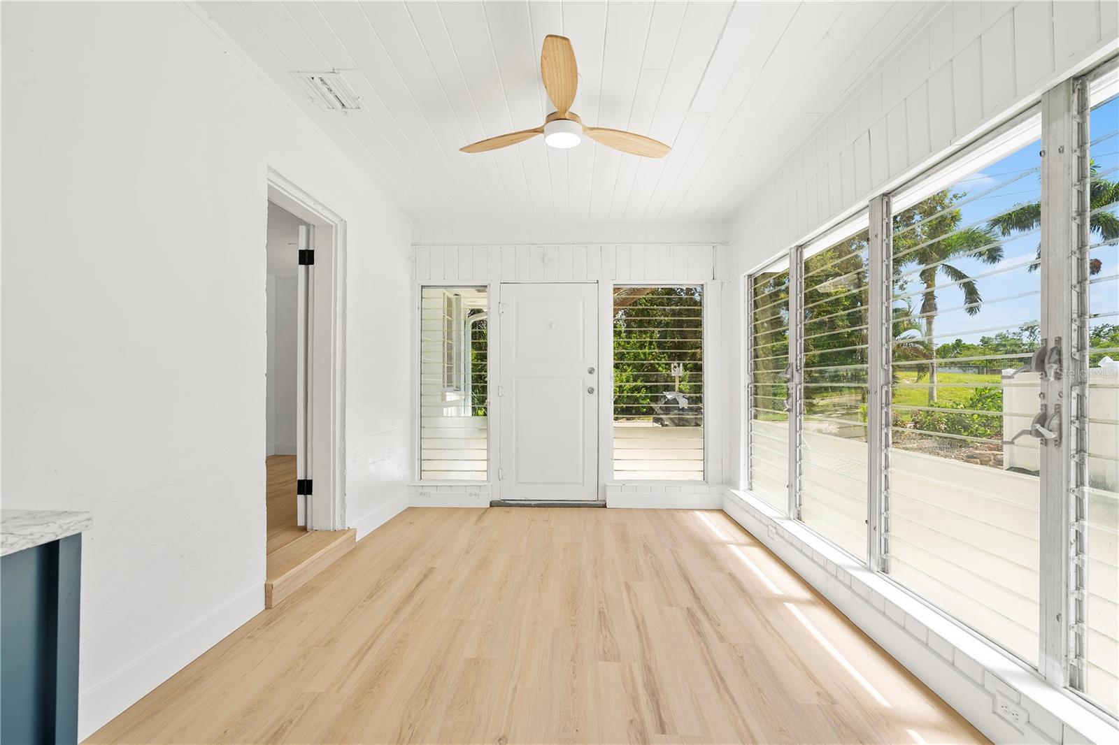 2002 VIRGINIA DR, BRADENTON, FL, 34205