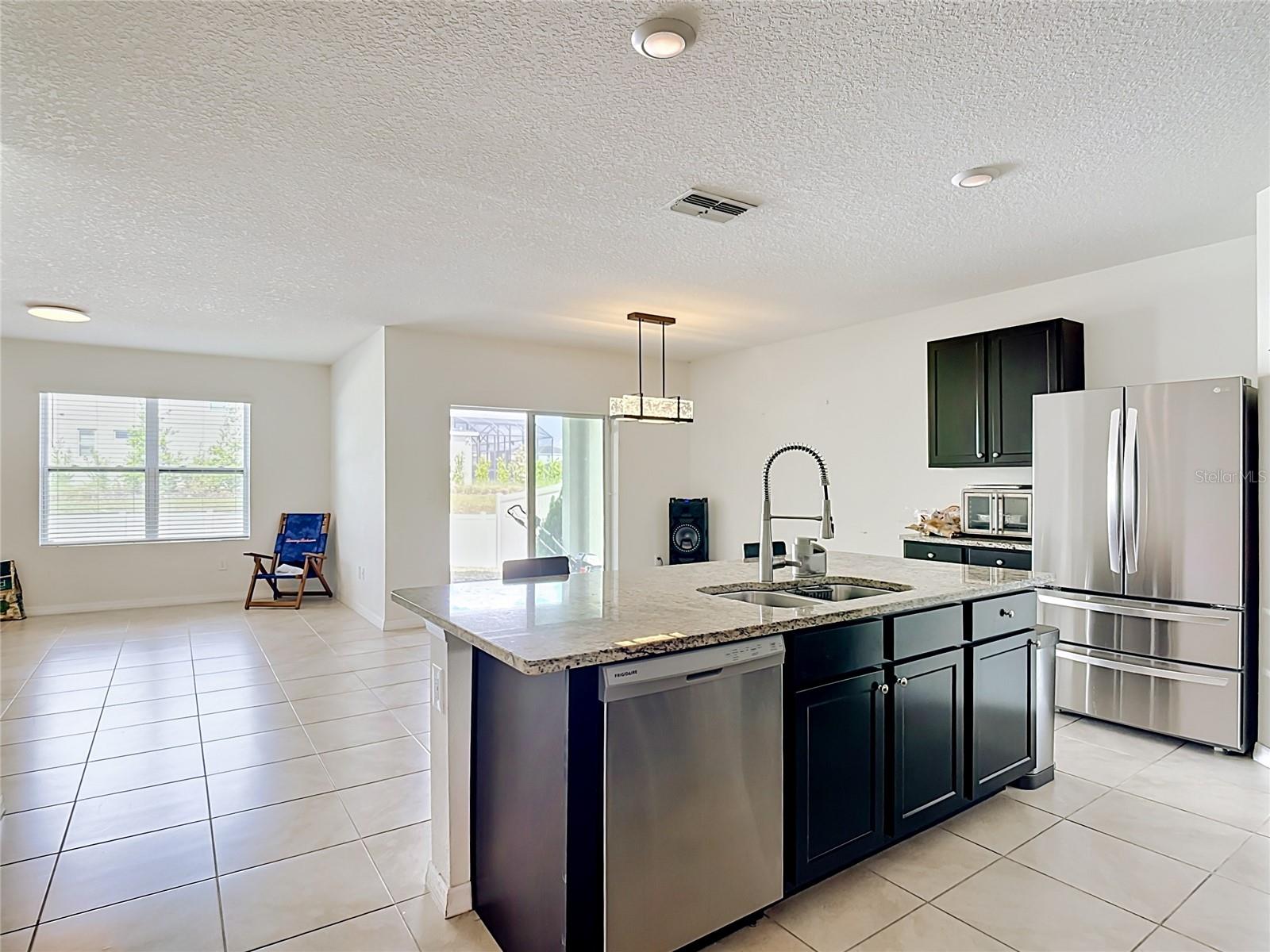 2352 WHITE POPPY DR, KISSIMMEE, FL, 34747