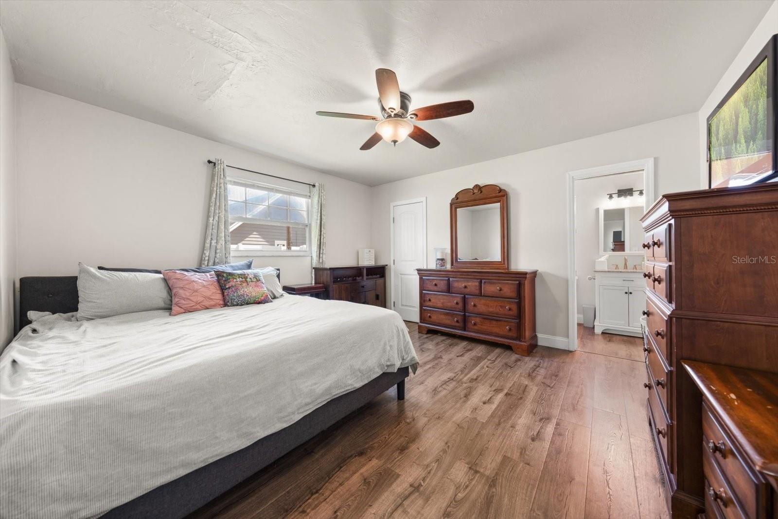 13497 100TH AVE, SEMINOLE, FL, 33776