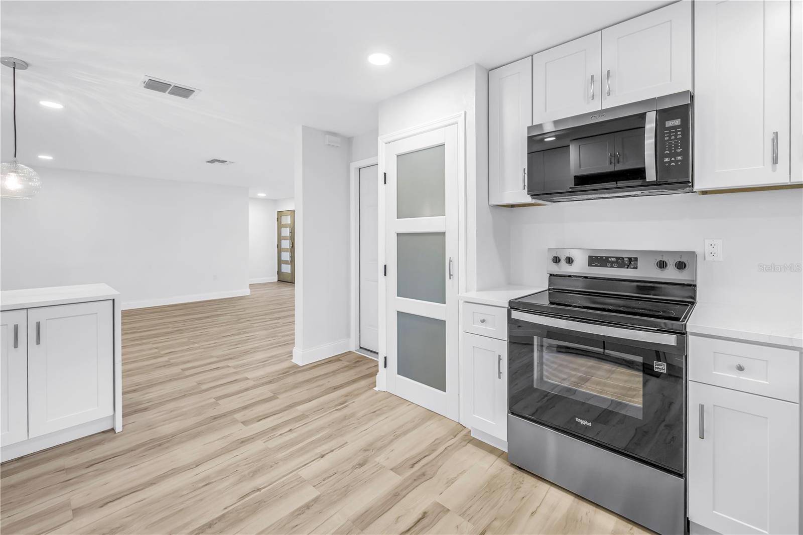 2161 NE HILLWOOD CT, CLEARWATER, FL, 33763