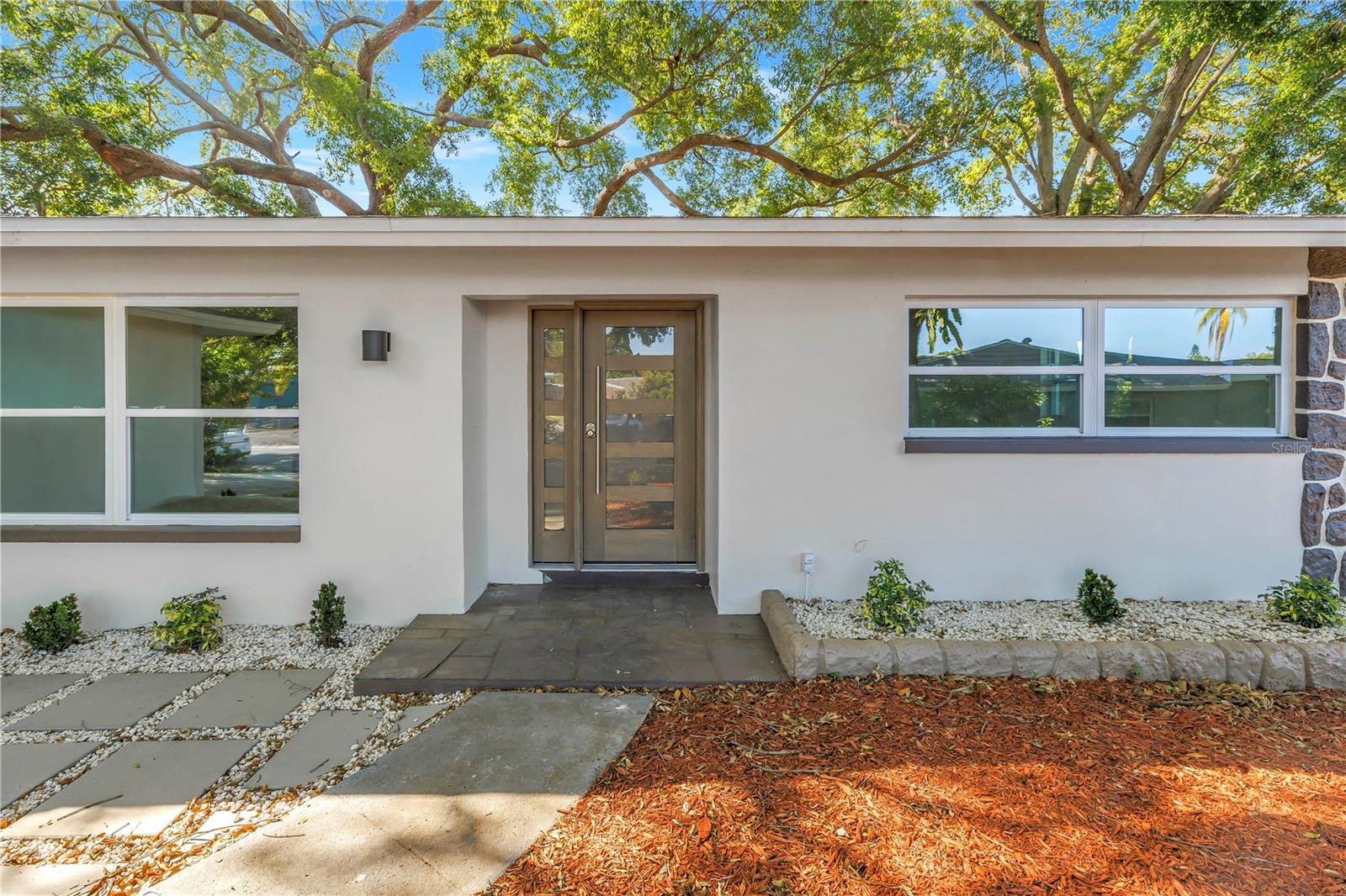 2161 NE HILLWOOD CT, CLEARWATER, FL, 33763