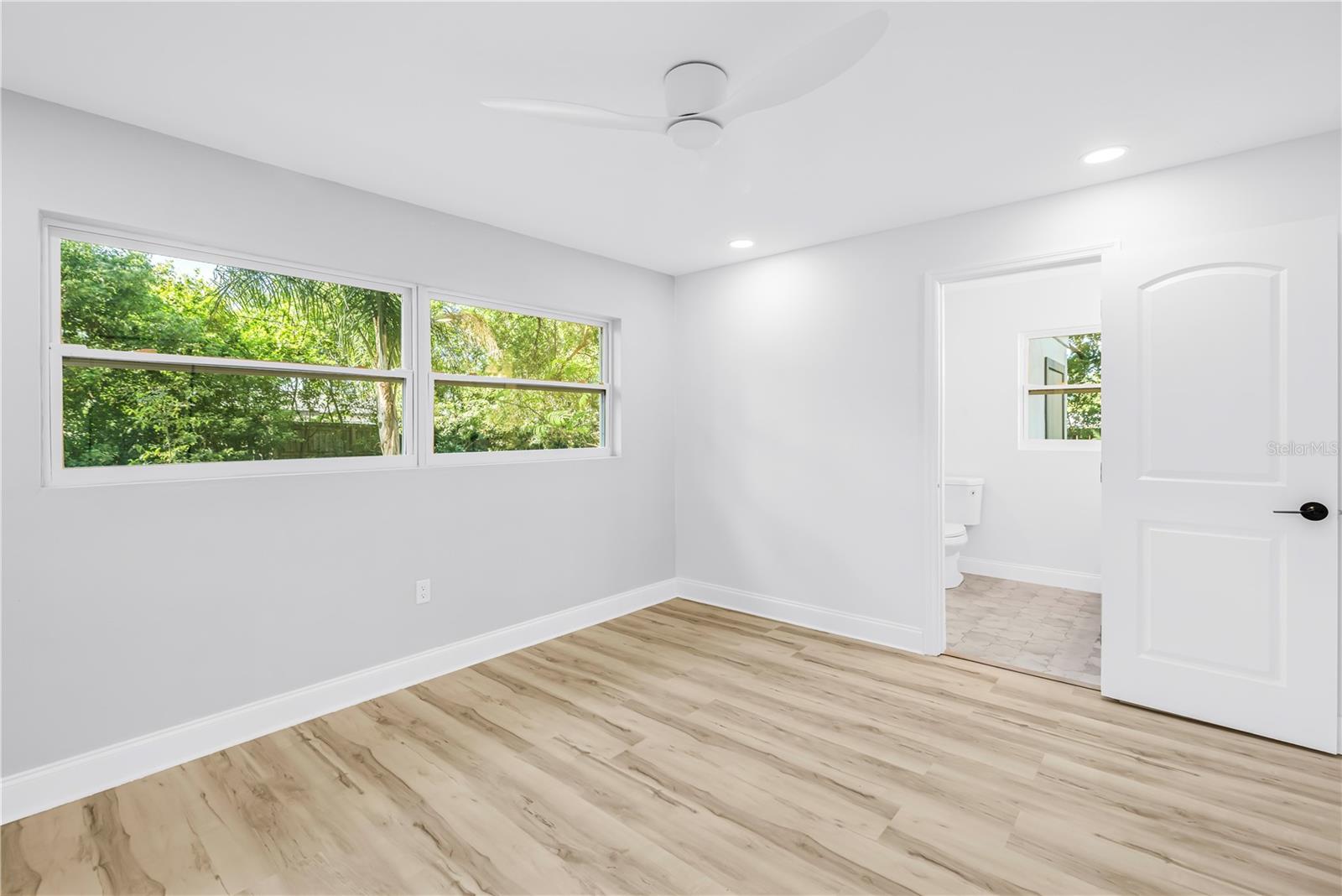 2161 NE HILLWOOD CT, CLEARWATER, FL, 33763