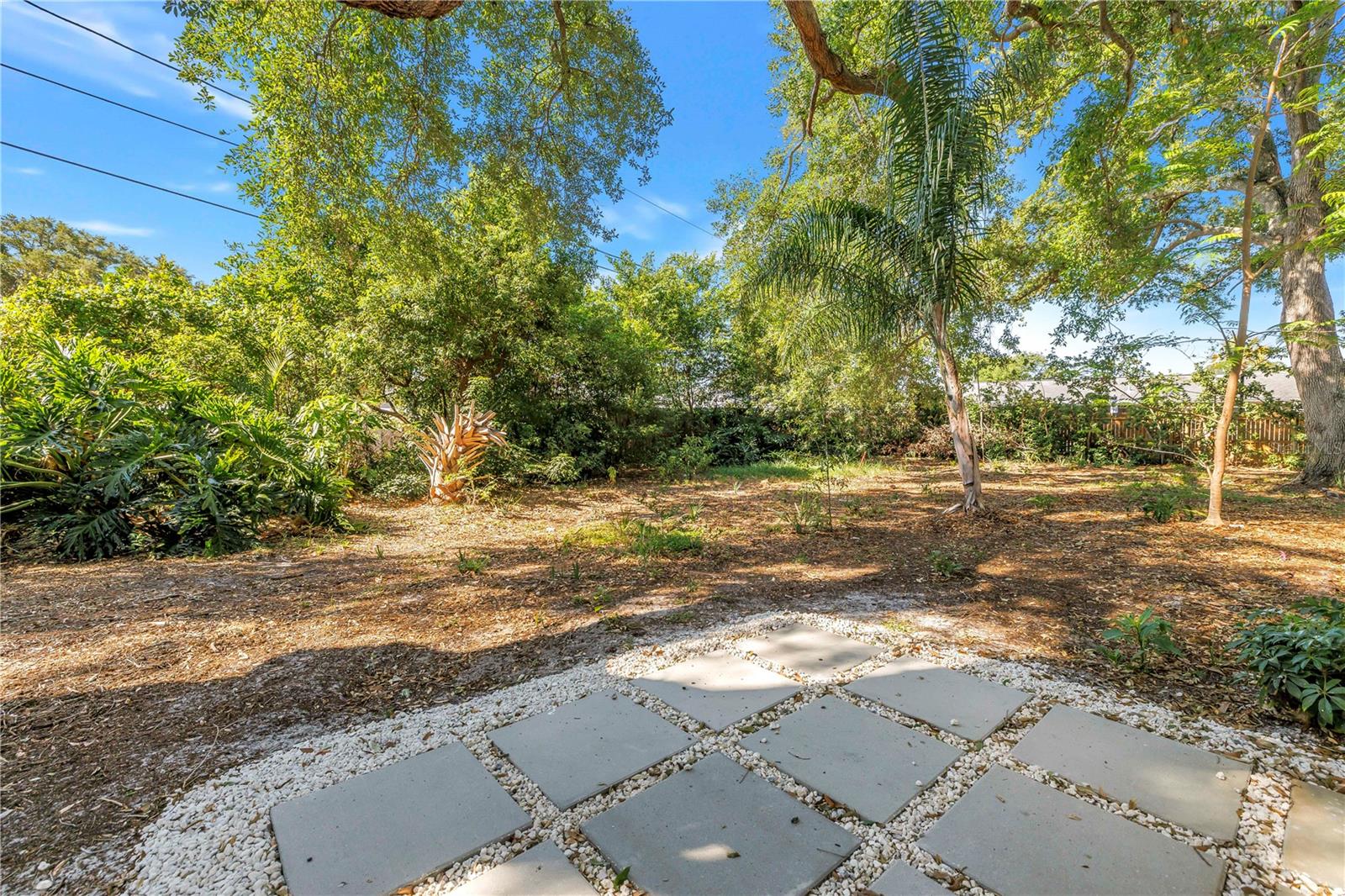 2161 NE HILLWOOD CT, CLEARWATER, FL, 33763