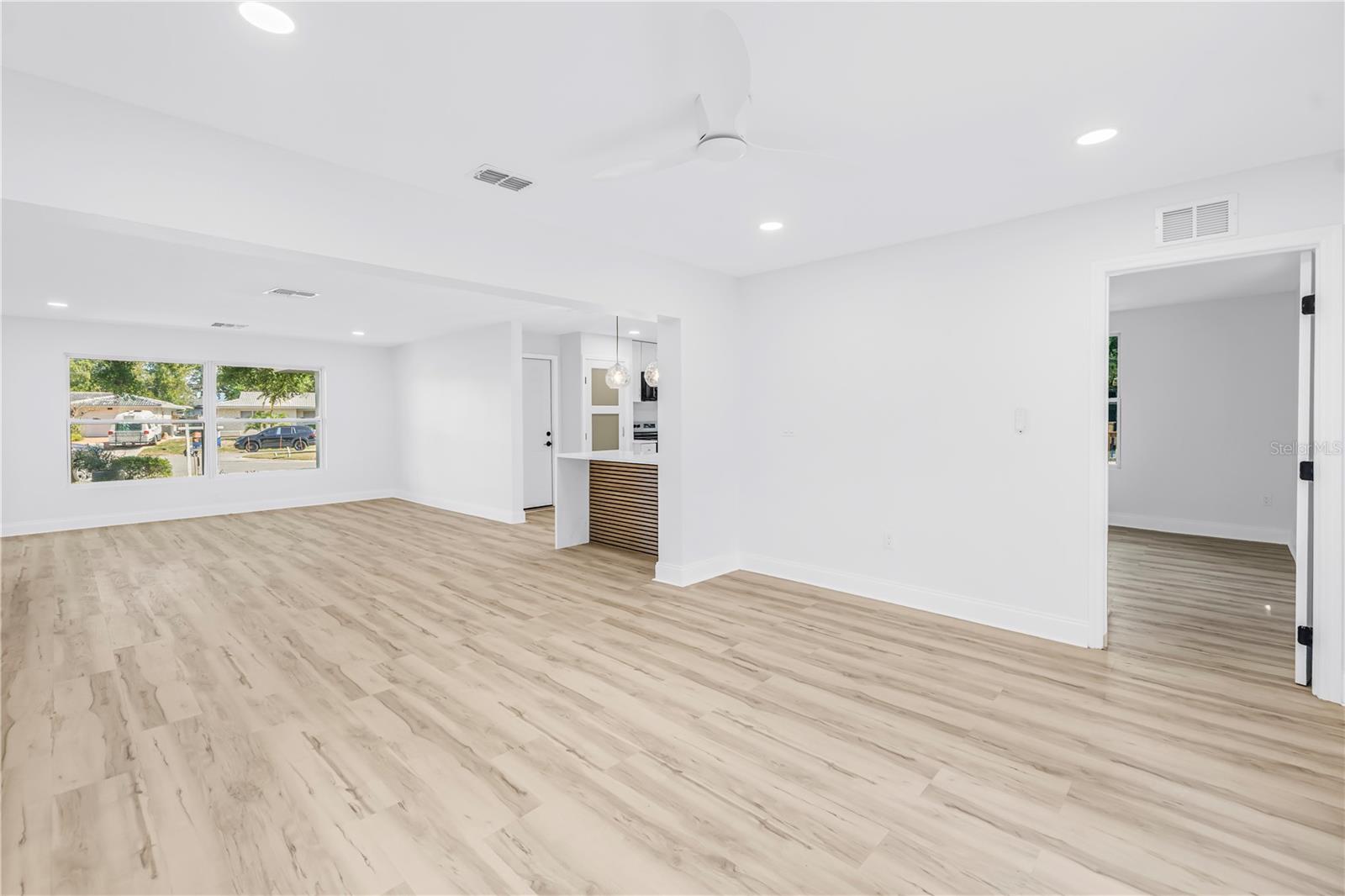 2161 NE HILLWOOD CT, CLEARWATER, FL, 33763