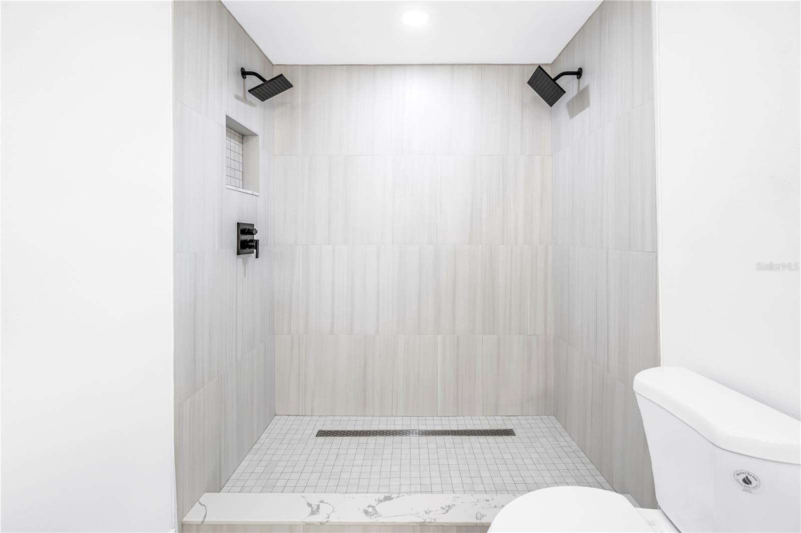 2161 NE HILLWOOD CT, CLEARWATER, FL, 33763