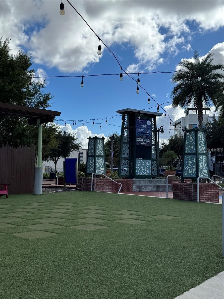 415 MIKE ROBERTO WAY, OVIEDO, FL, 32765