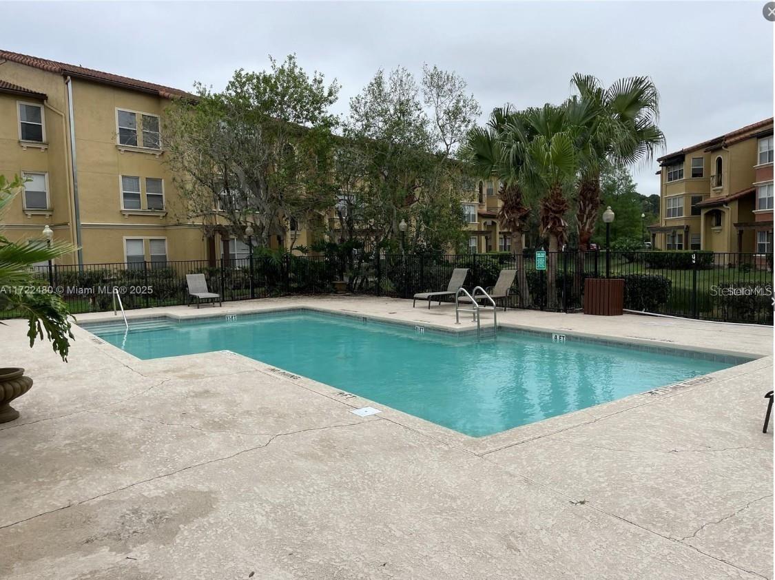 5160 CONROY RD #14, ORLANDO, FL, 32811