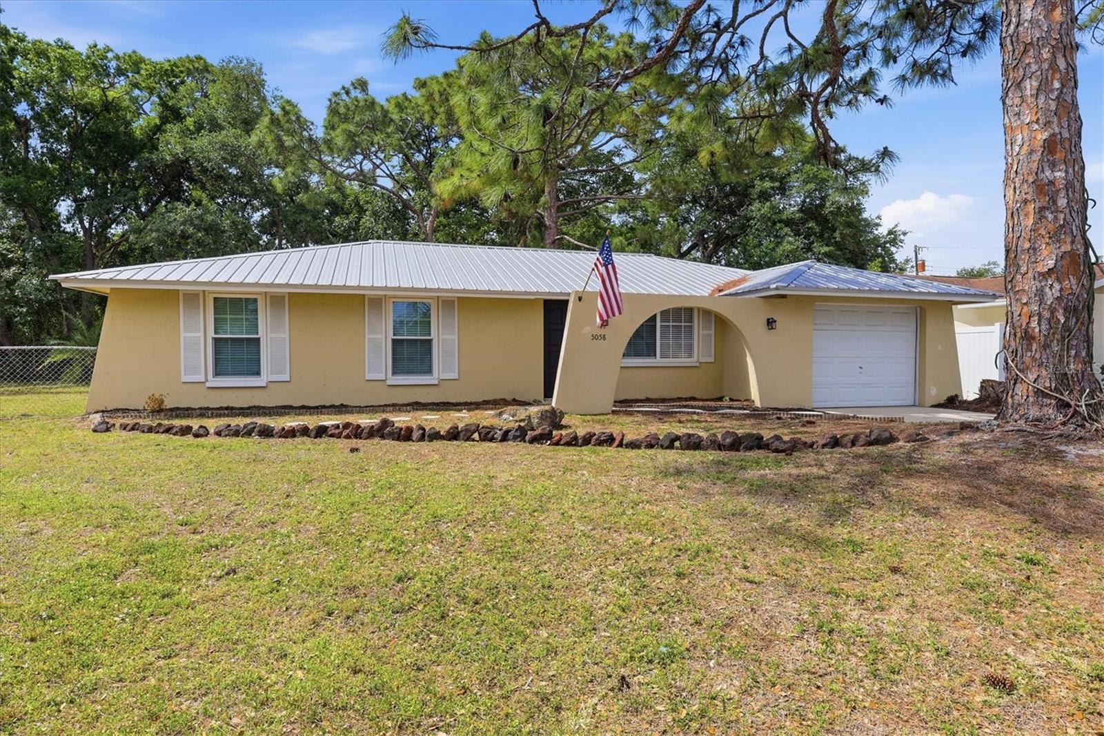 5058 SILK OAK DR, SARASOTA, FL, 34232