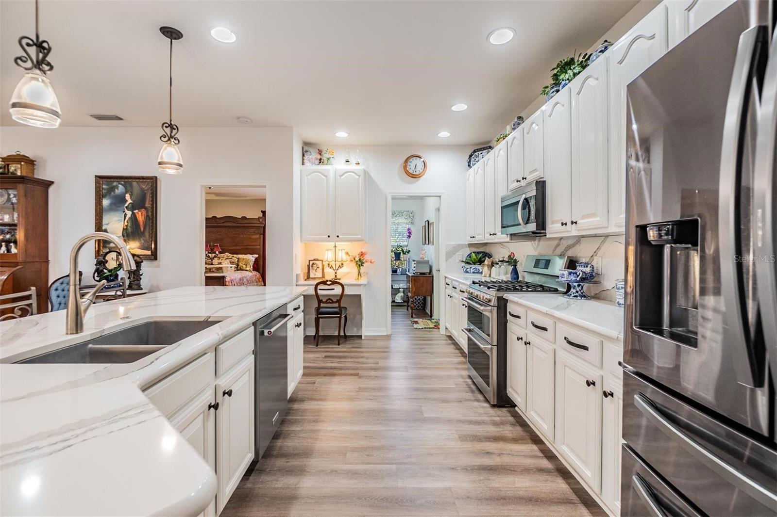 8721 CRYSTAL CREEK CT, LAND O LAKES, FL, 34638