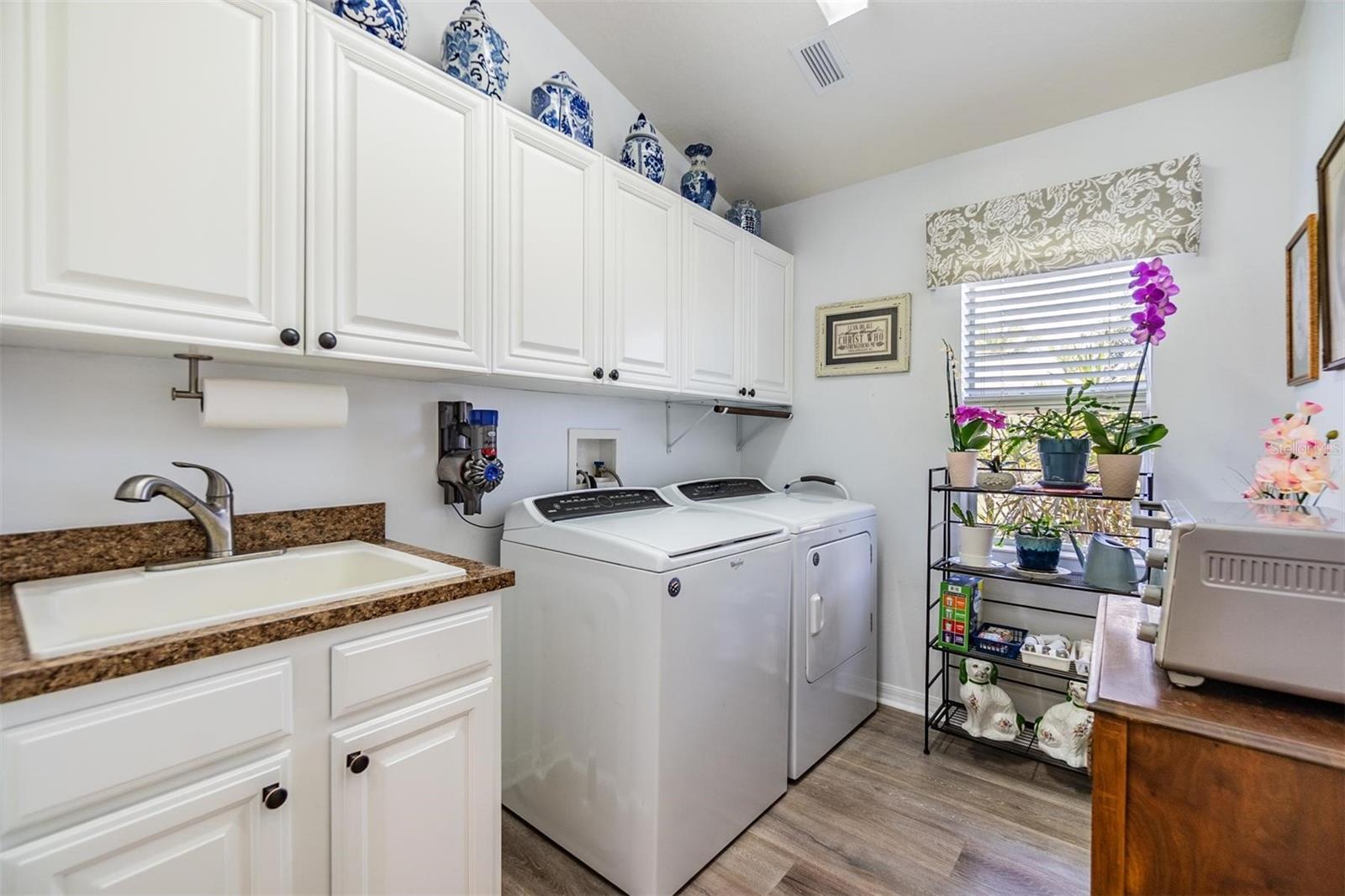 8721 CRYSTAL CREEK CT, LAND O LAKES, FL, 34638