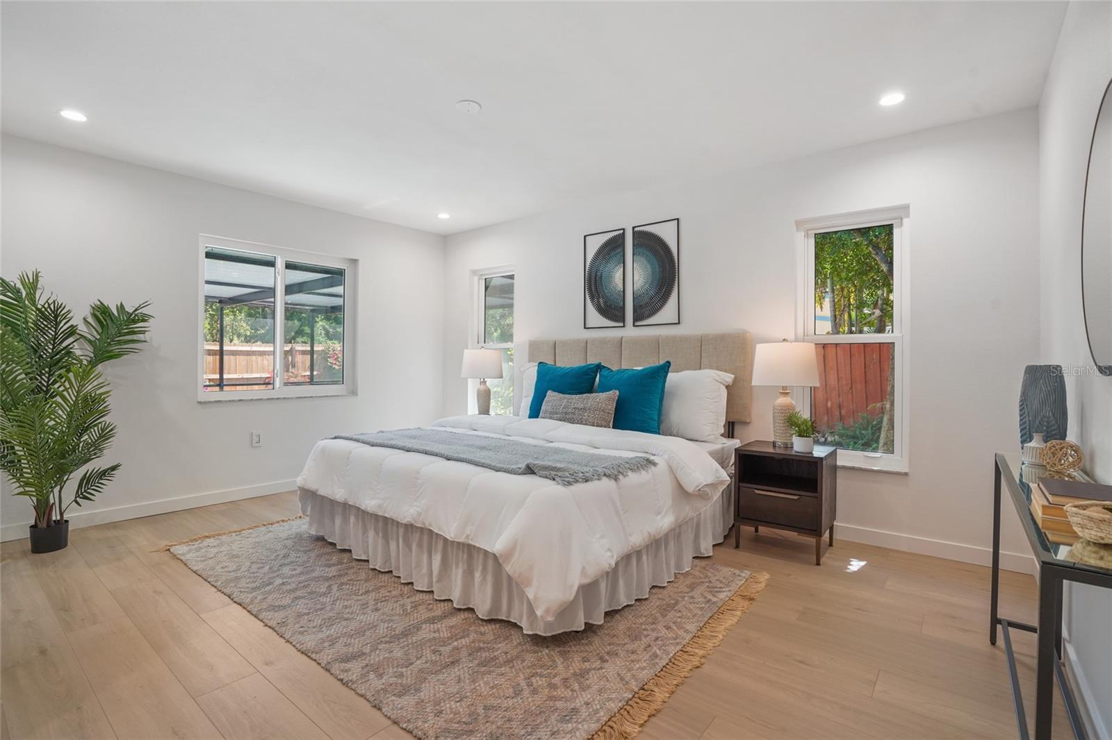 2370 ROBYN CT, DUNEDIN, FL, 34698