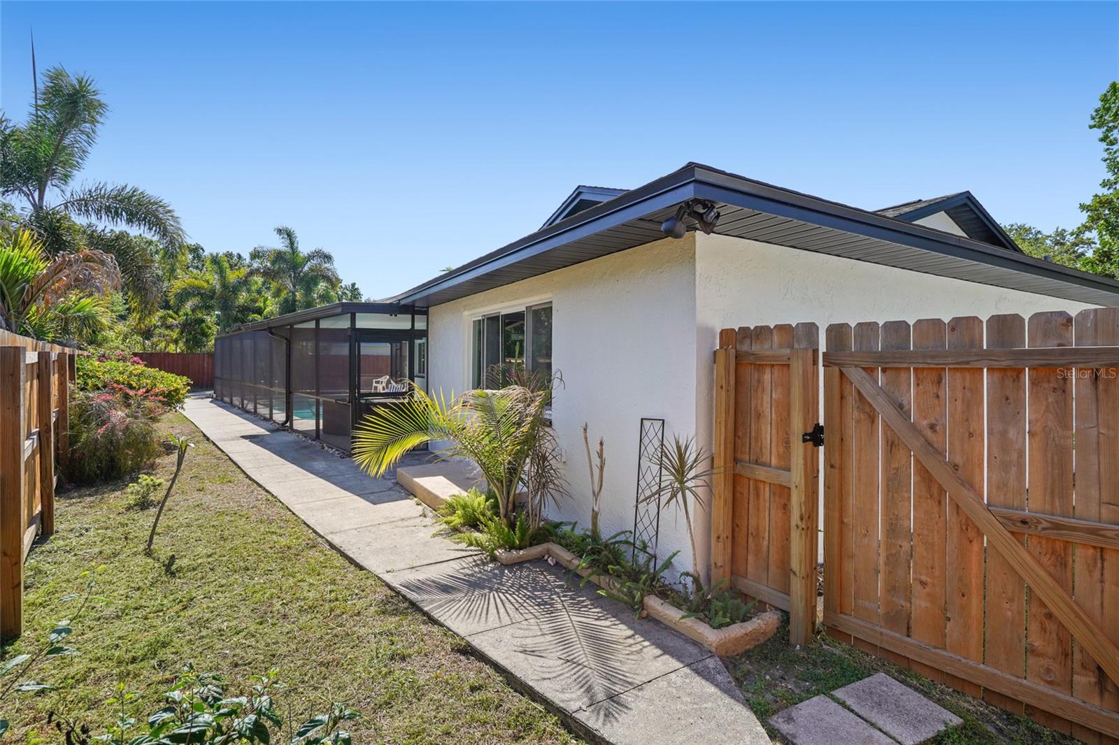 2370 ROBYN CT, DUNEDIN, FL, 34698