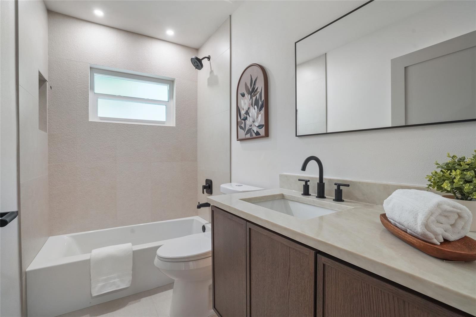 2370 ROBYN CT, DUNEDIN, FL, 34698