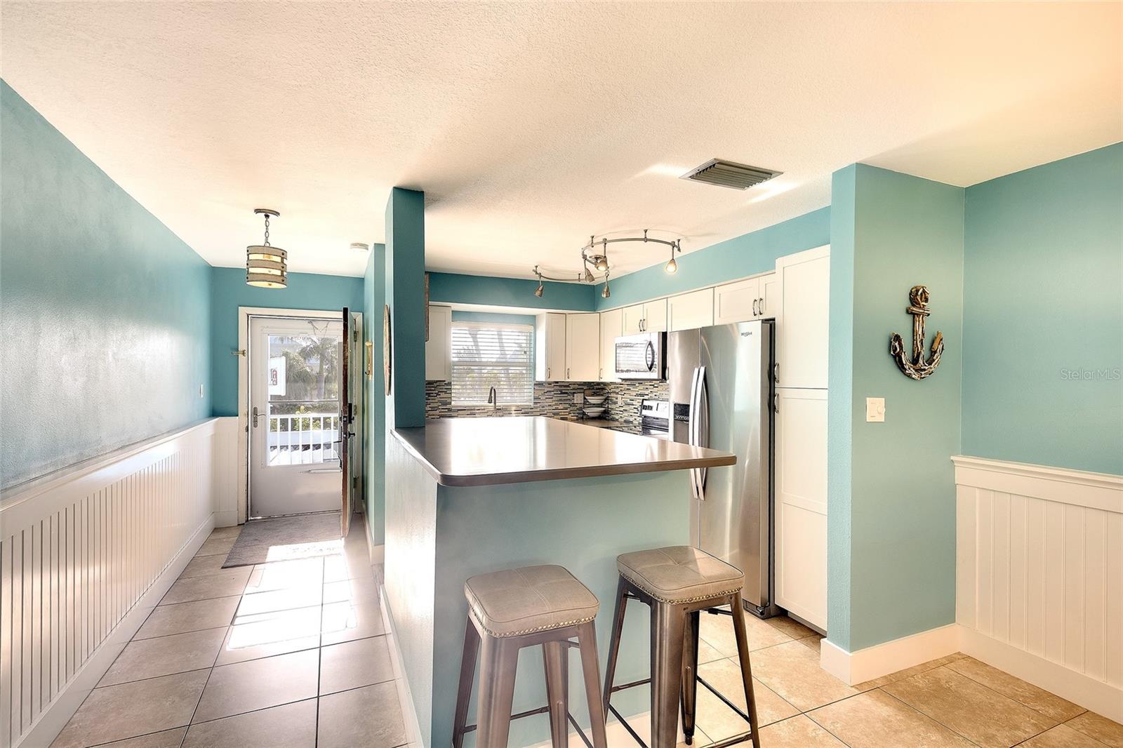 4307 GULF DR #207, HOLMES BEACH, FL, 34217