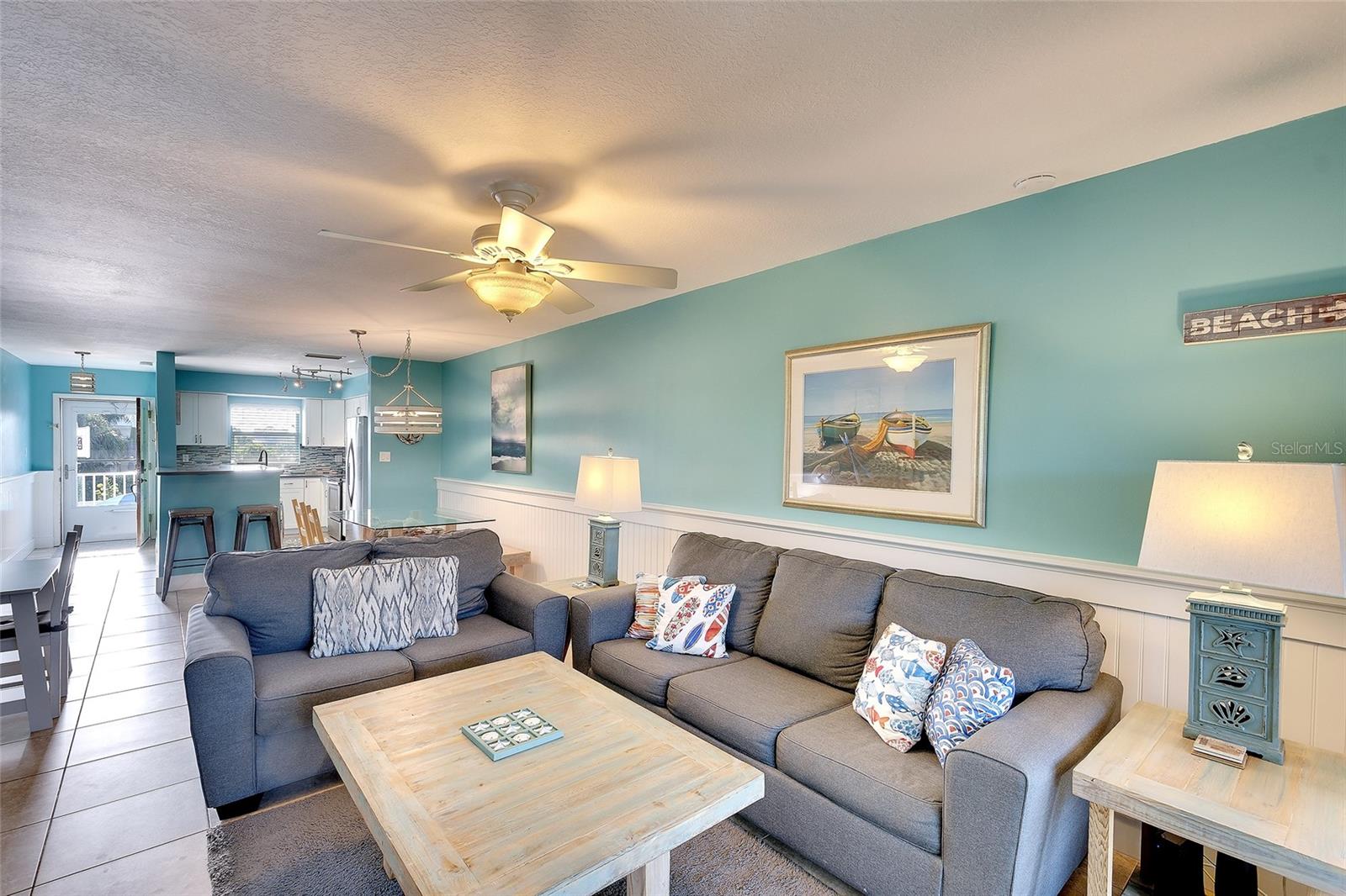 4307 GULF DR #207, HOLMES BEACH, FL, 34217
