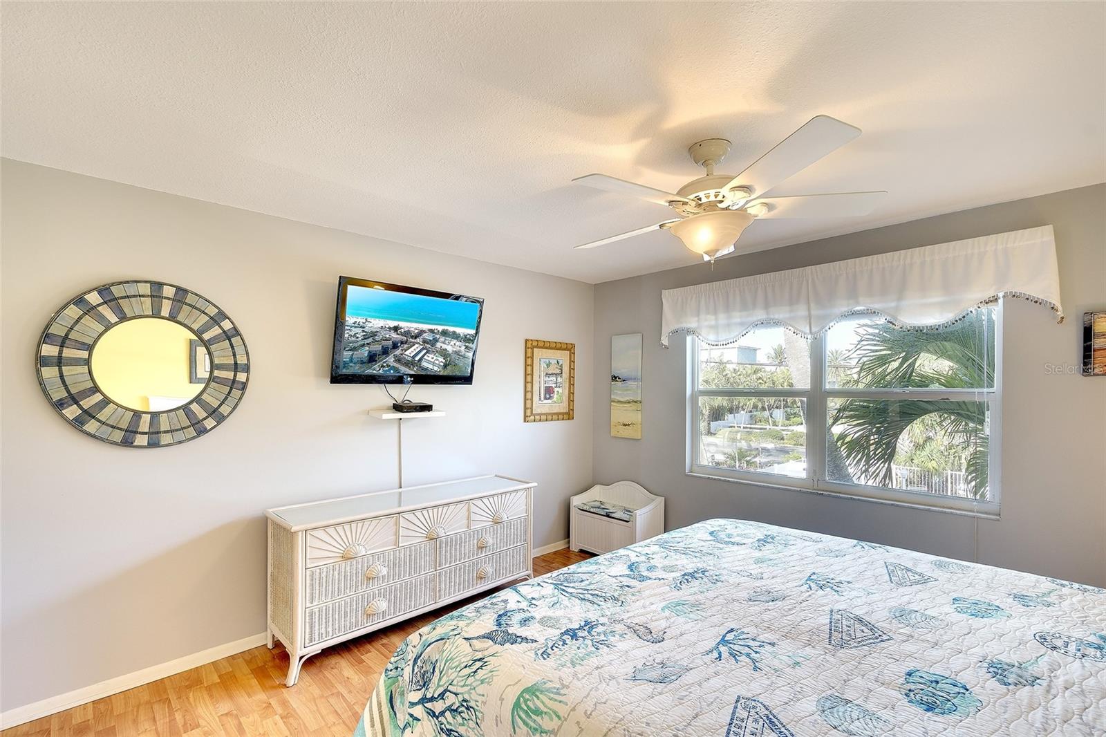 4307 GULF DR #207, HOLMES BEACH, FL, 34217