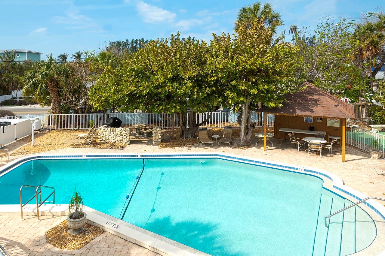 4307 GULF DR #207, HOLMES BEACH, FL, 34217