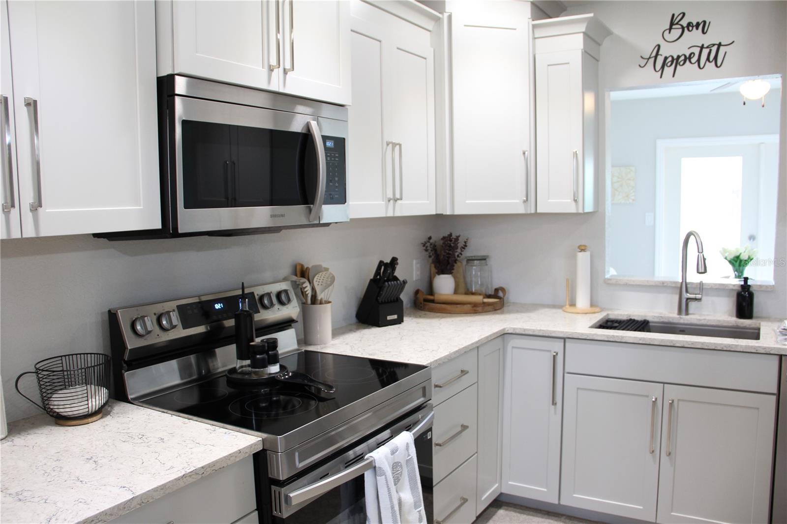 2824 SHANNON DR, PUNTA GORDA, FL, 33950