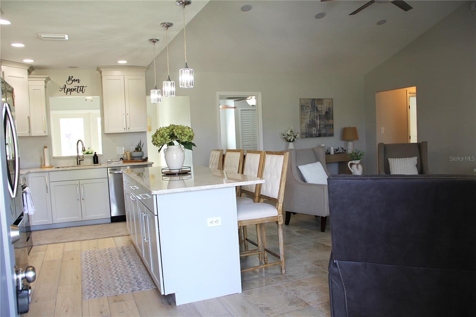 2824 SHANNON DR, PUNTA GORDA, FL, 33950