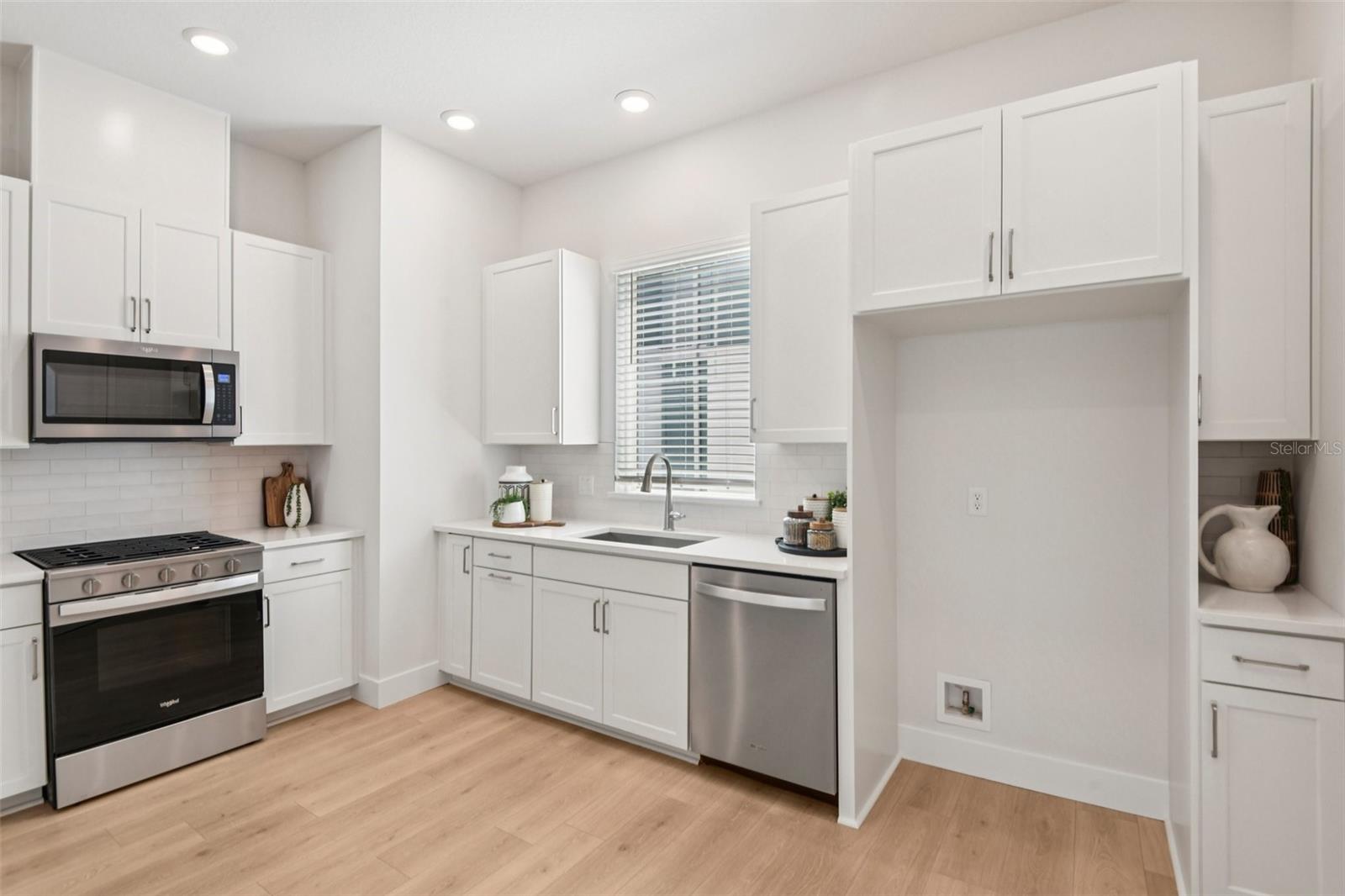 3129 4TH TER N, ST PETERSBURG, FL, 33713