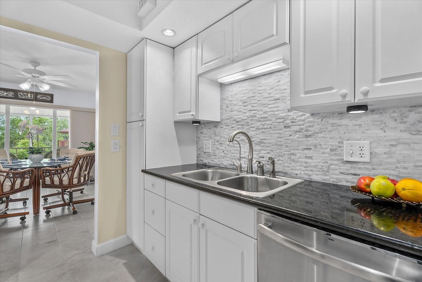 101 LOUELLA LN #10, NOKOMIS, FL, 34275