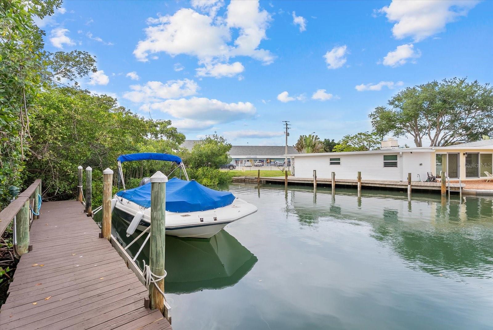 101 LOUELLA LN #10, NOKOMIS, FL, 34275